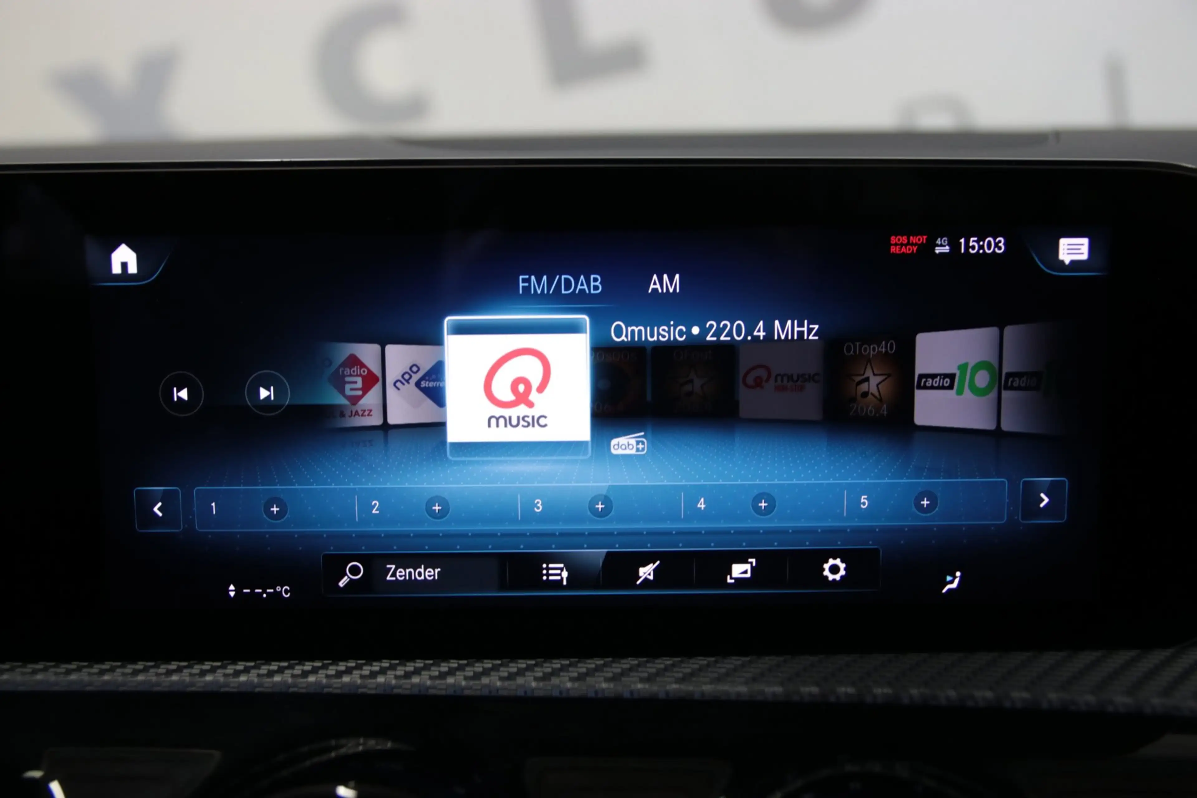 Mercedes-Benz A 180 Apple CarPlay/ Led-koplampen/ Achteruitrijcamera — photo 22