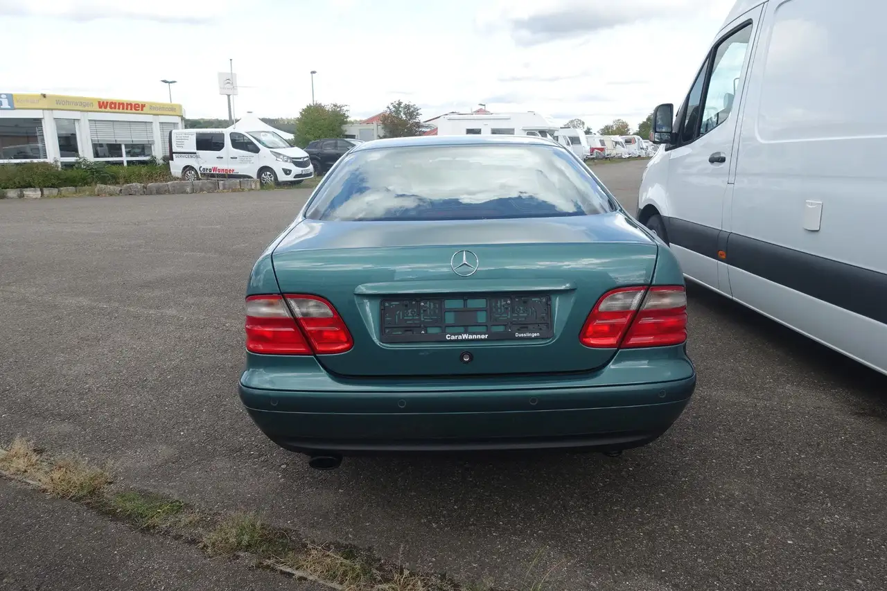 Mercedes-Benz CLK 320 Elegance Aut., foto 6