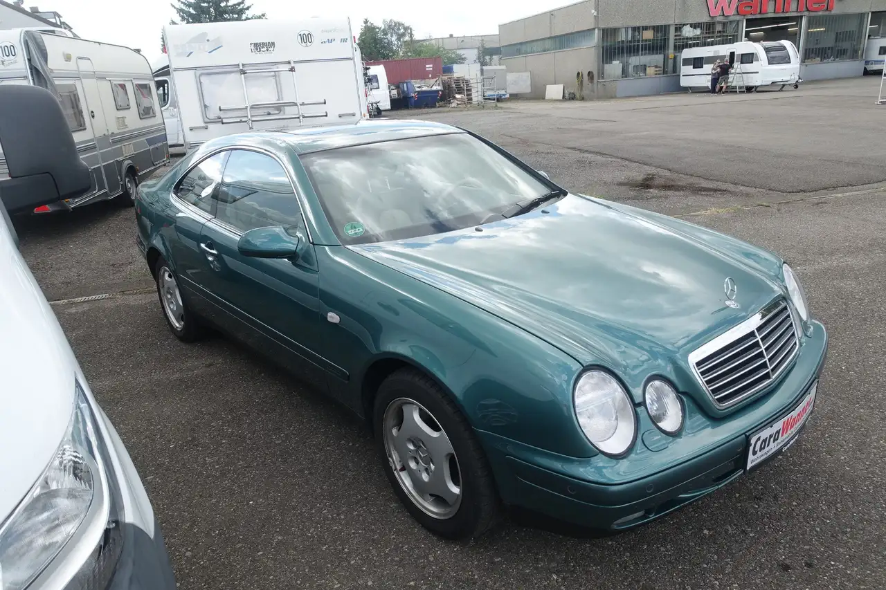 Mercedes-Benz CLK 320 Elegance Aut., foto 1