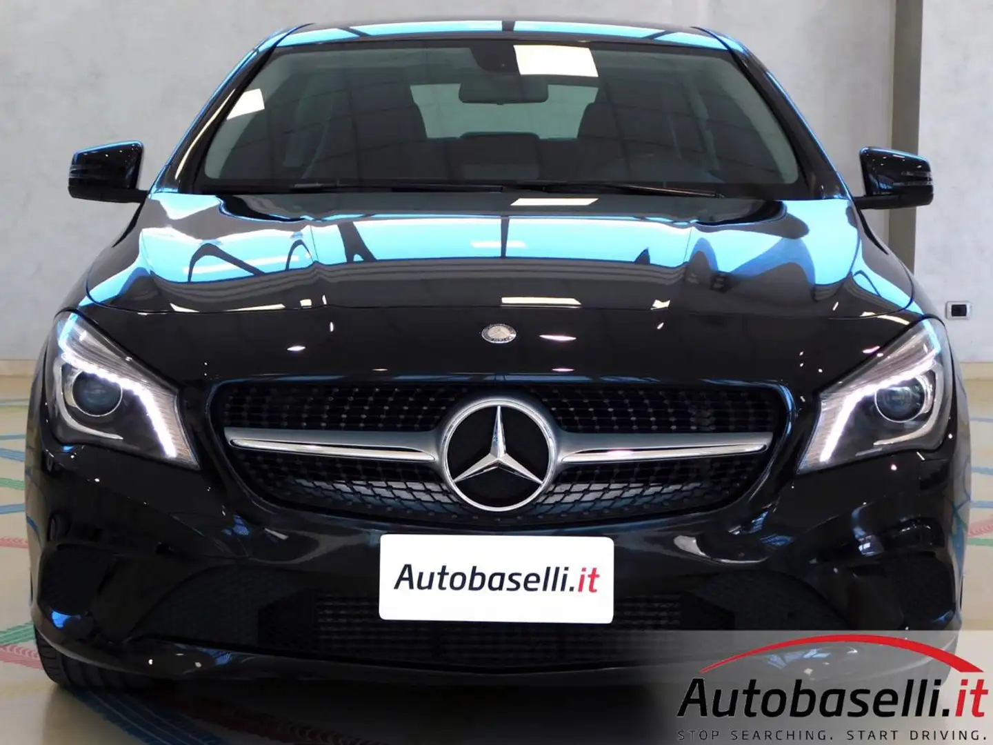 Mercedes-Benz CLA 220 250 4MATIC 211CV SPORT AUTOMATICA 7G-DCT Nero - 1