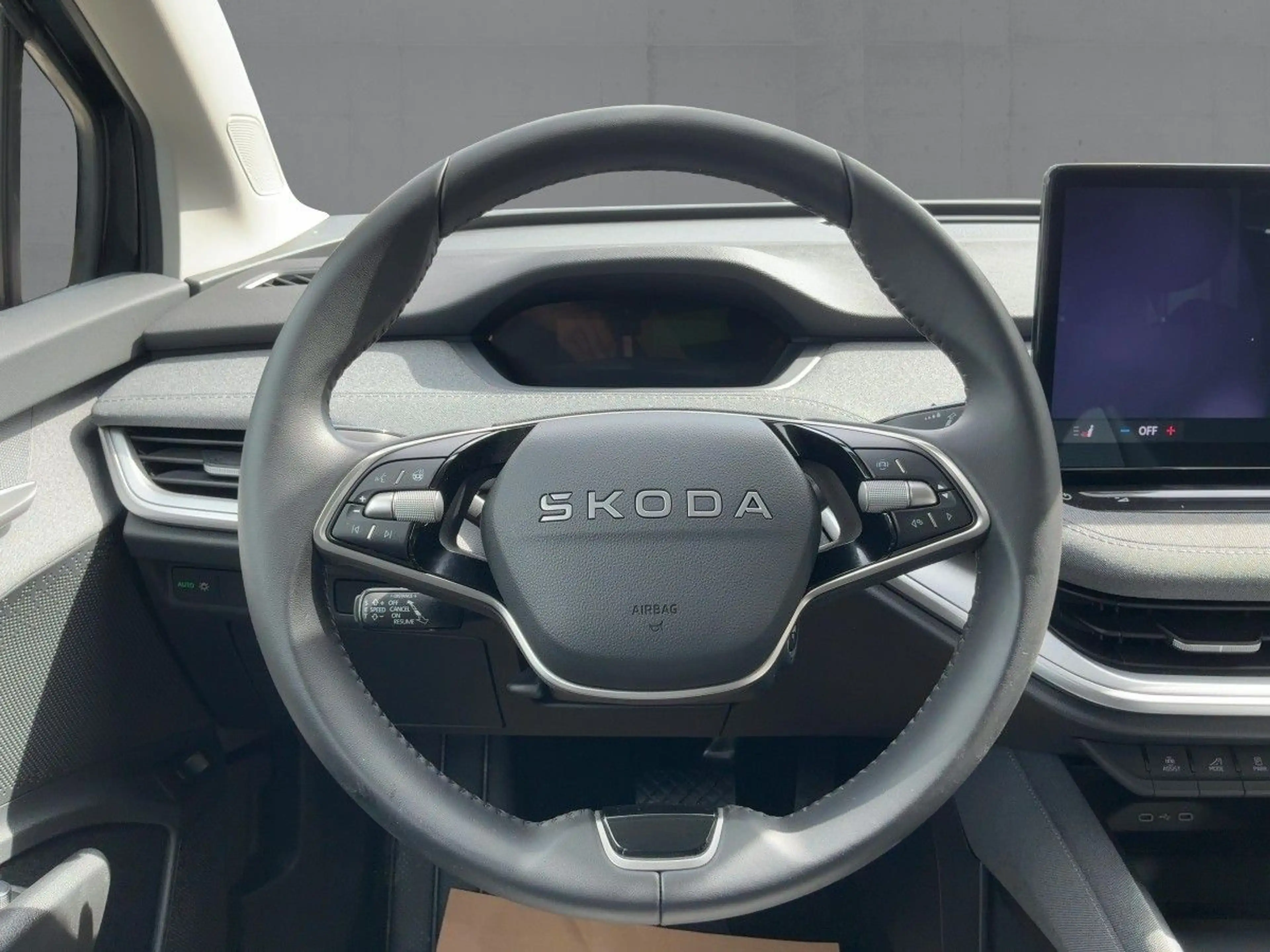 Skoda Enyaq 85 LOFT MATRIX+NAVI+AHK+ACC+RFK+WäPu+20Z. — photo 9