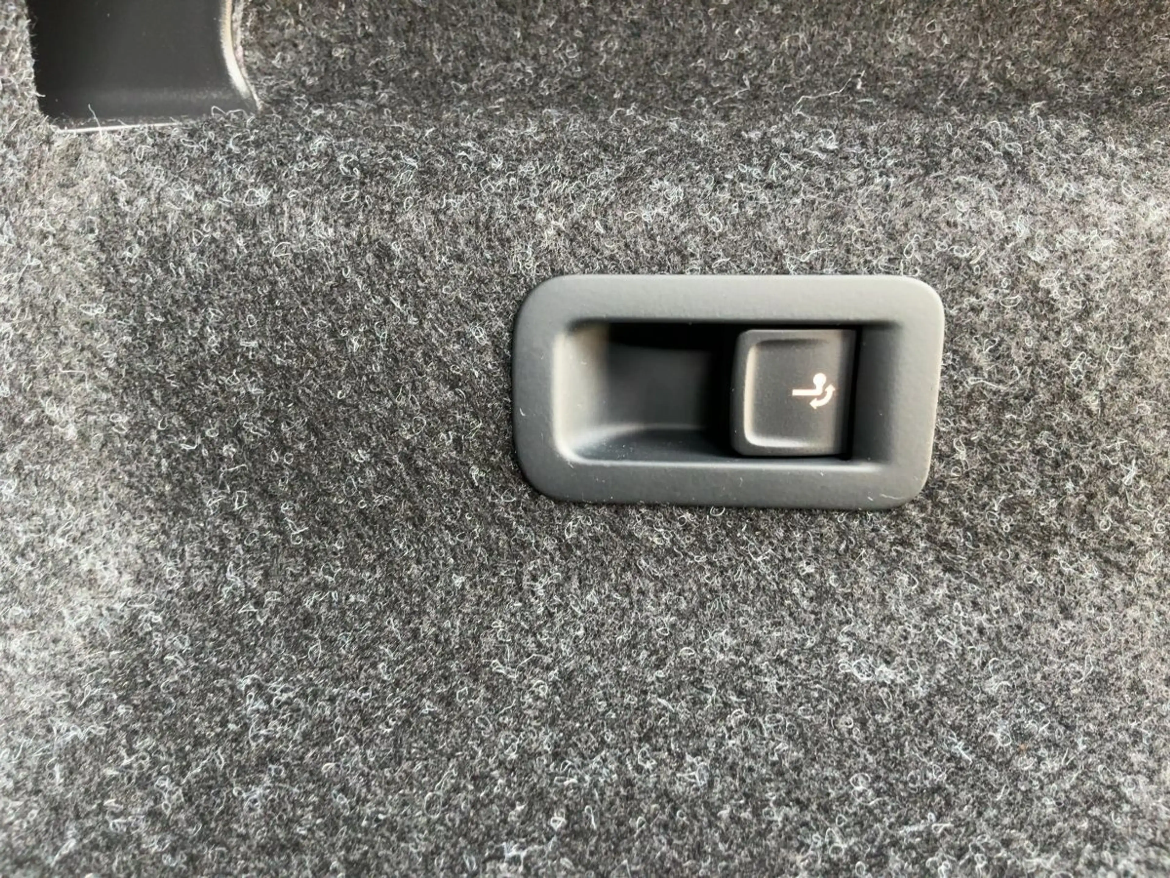 Skoda Enyaq 85 LOFT MATRIX+NAVI+AHK+ACC+RFK+WäPu+20Z. — photo 15