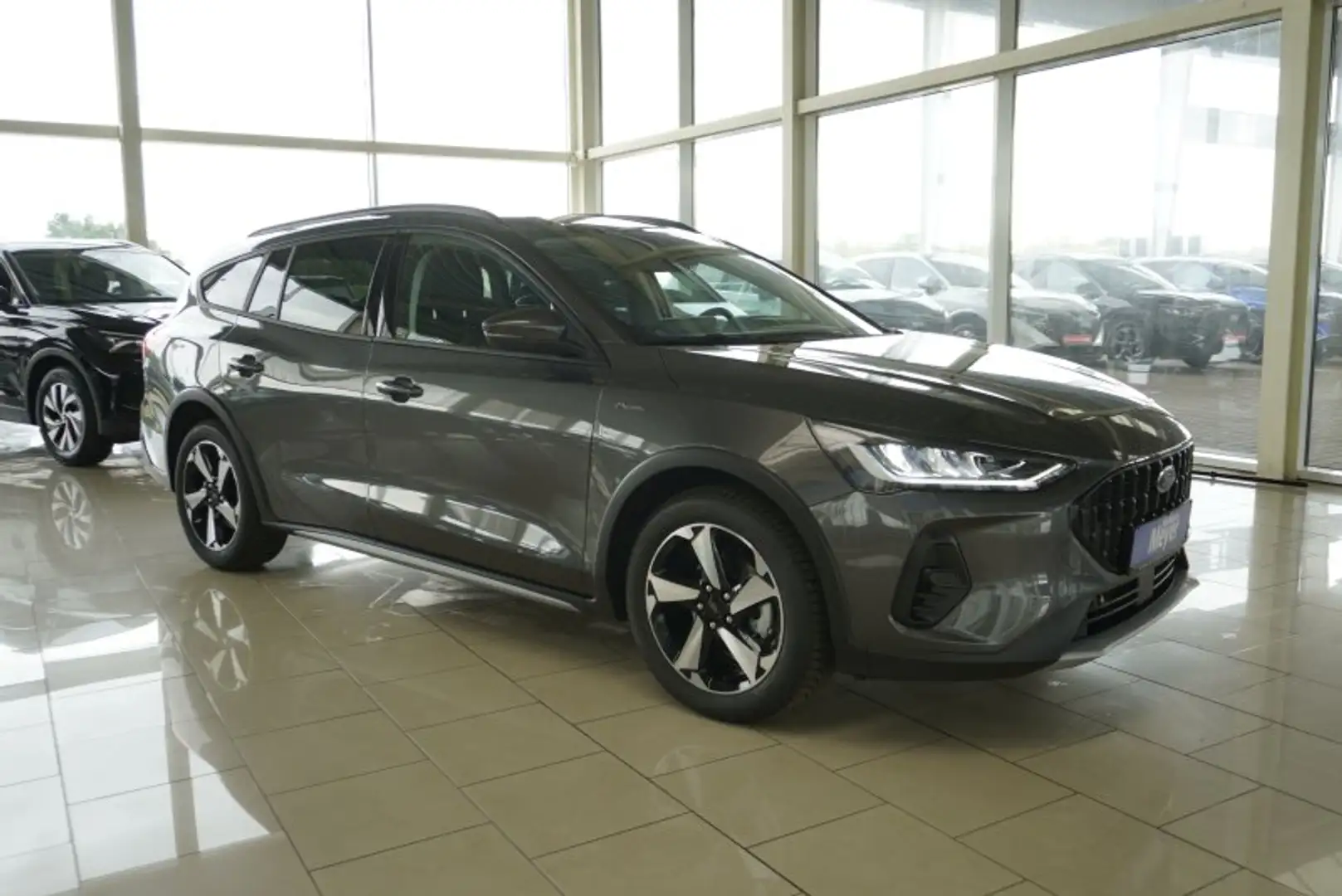 Ford Focus Active X 1,0 155PS aAHK/Navi/Kamera/Winterp.     * Grijs - 1