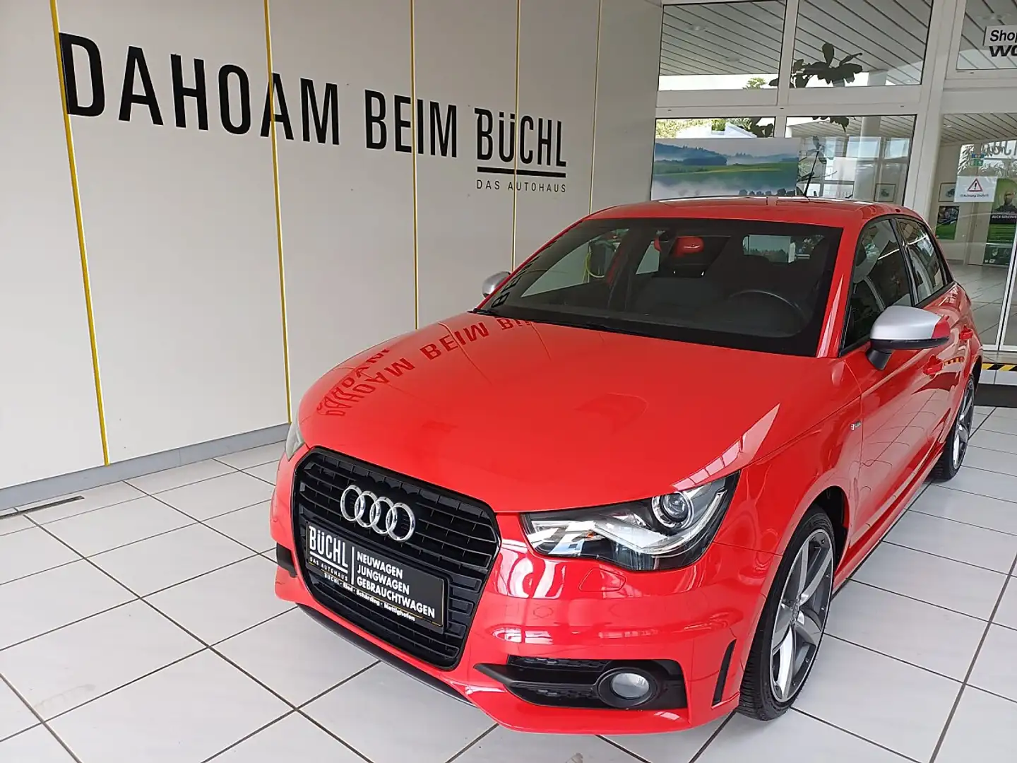 Audi A1 Soortback 1,2 TFSI Rot - 2