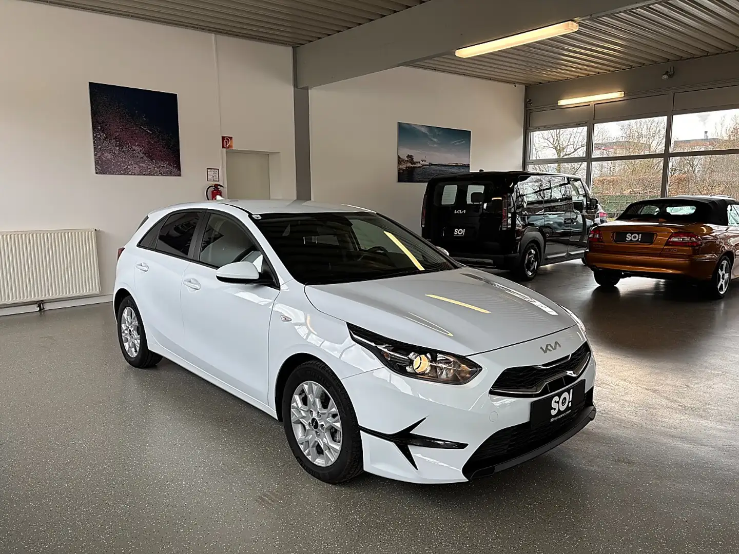Kia Ceed / cee'd ceed 1,0 T-GDI GPF Titan P1 - Paket Titan Weiß - 1
