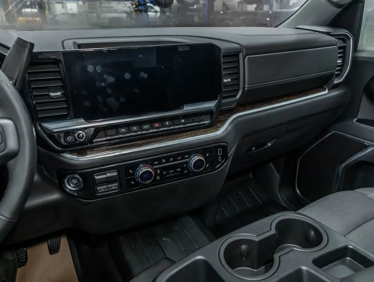 GMC Sierra 1500 снимка GMC Sierra 1500