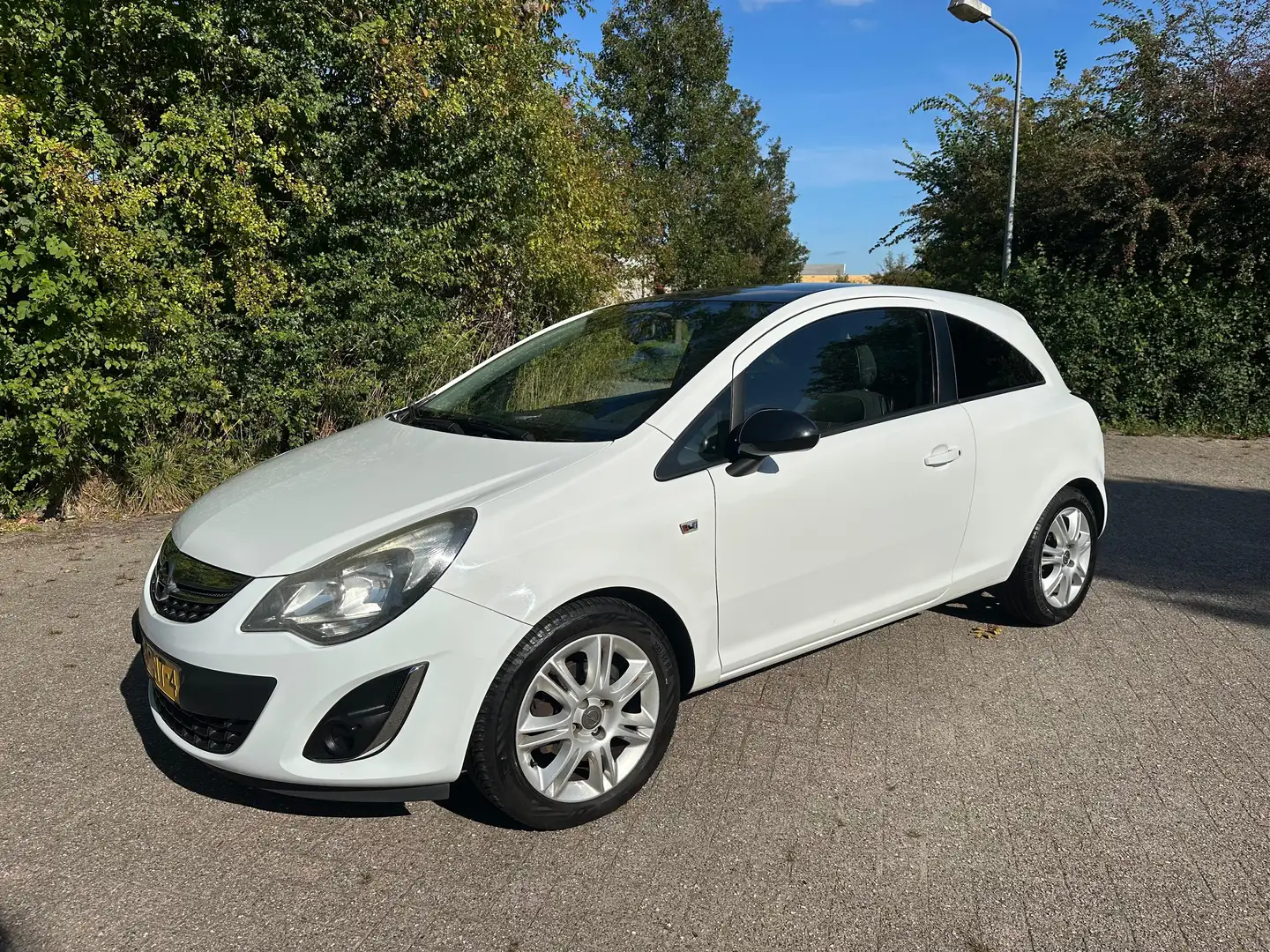 Opel Corsa Corsa 1.2 EcoF. An.Edition LPG - 2