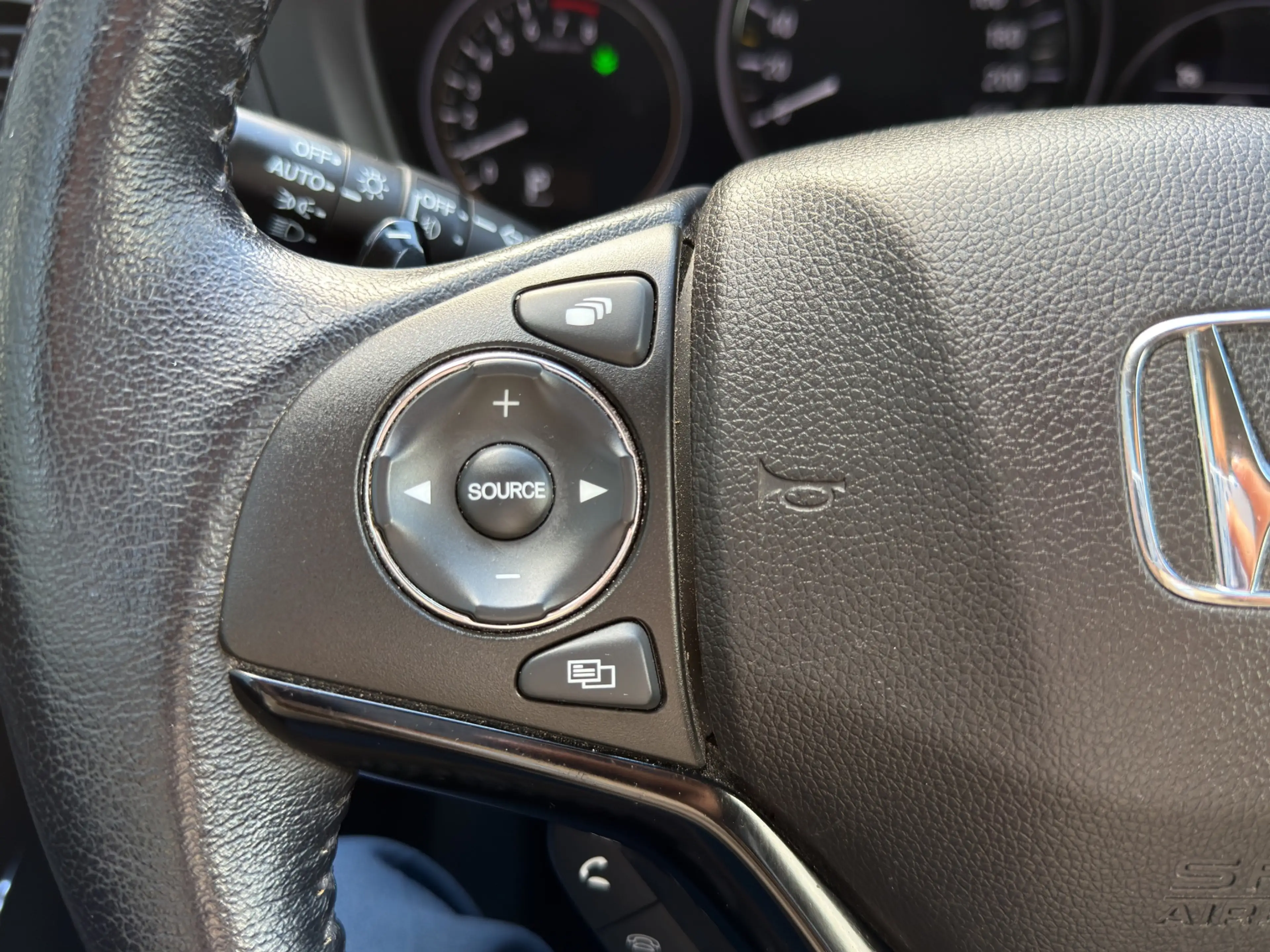 Honda HR-V 1.5 i-VTEC Elegance Automaat | Camera | Stoelverwa — photo 14