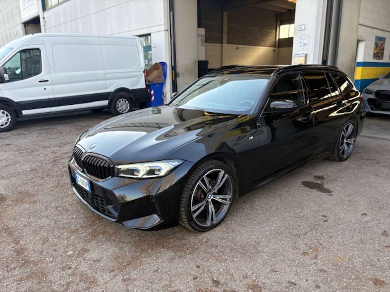 BMW 320 d Mhev Touring xDrive M-SPORT