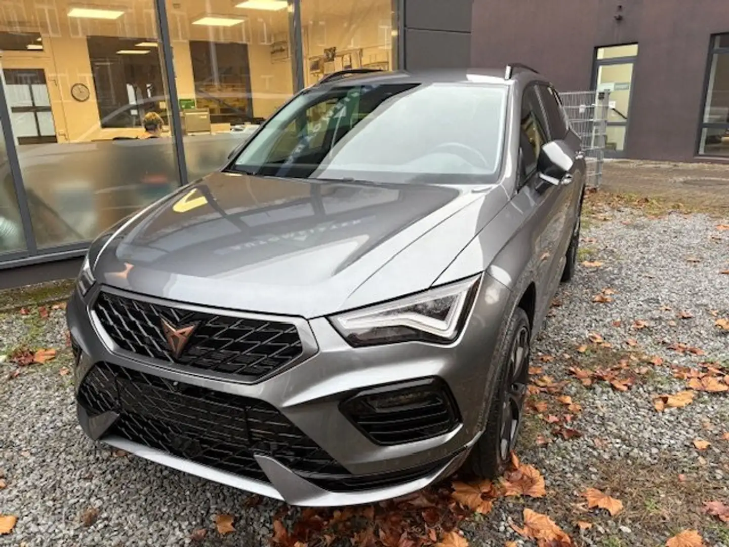 CUPRA Ateca Basis Grau - 1