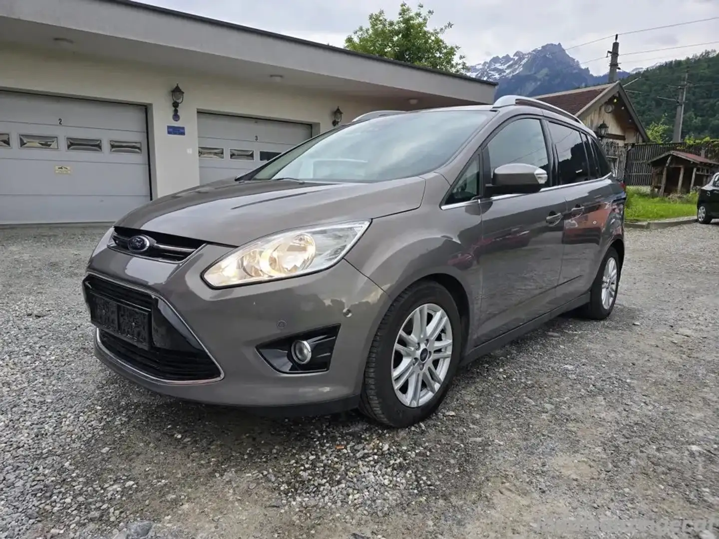 Ford Grand C-Max Grand C-MAX Titanium 1,6 EcoBoost Titanium Brun - 1