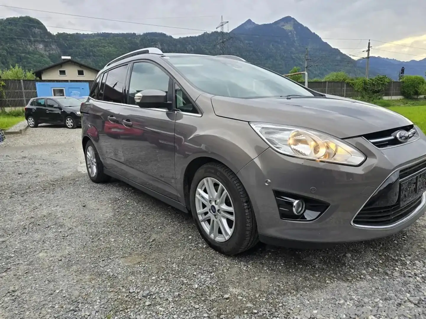 Ford Grand C-Max Grand C-MAX Titanium 1,6 EcoBoost Titanium Brun - 2