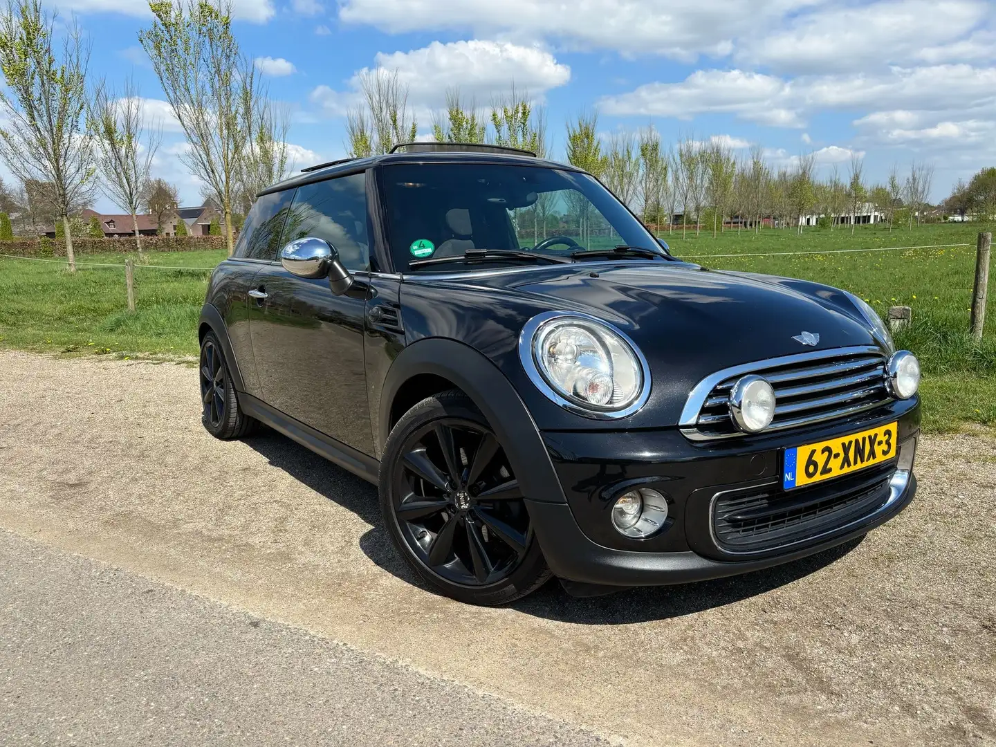 MINI Cooper 1.6 One Bns Line Panorama Fekete - 2