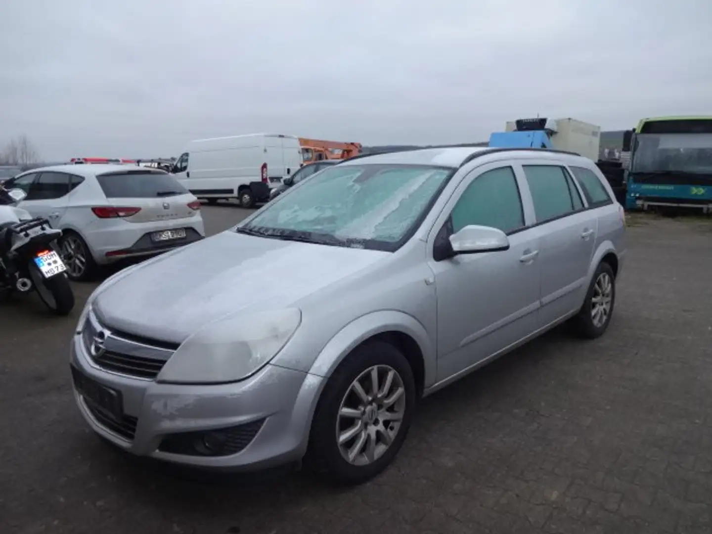Opel Astra Astra Caravan 1.4 Caravan Silber - 1