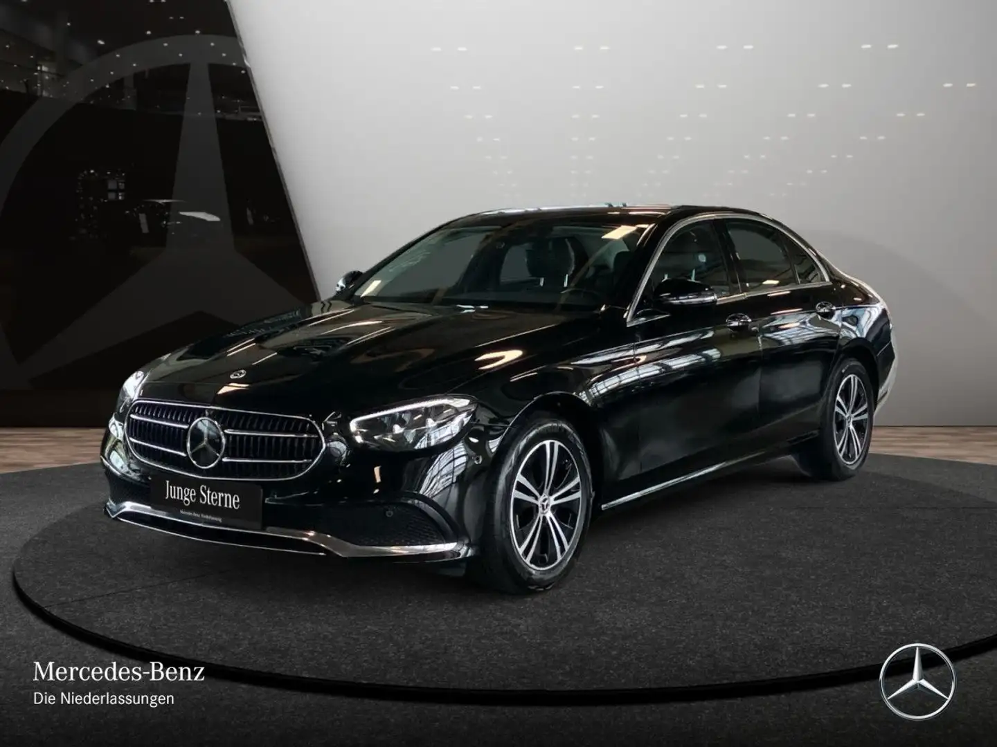 Mercedes-Benz E 220 d AVANTG+PANO+360+LED+FAHRASS+BURMESTER+9G Schwarz - 2