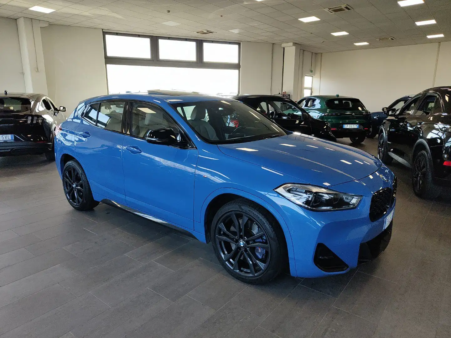 BMW X2 M 35i xDrive Auto Tetto Pelle Navi LED Cerchi19 Azul - 2