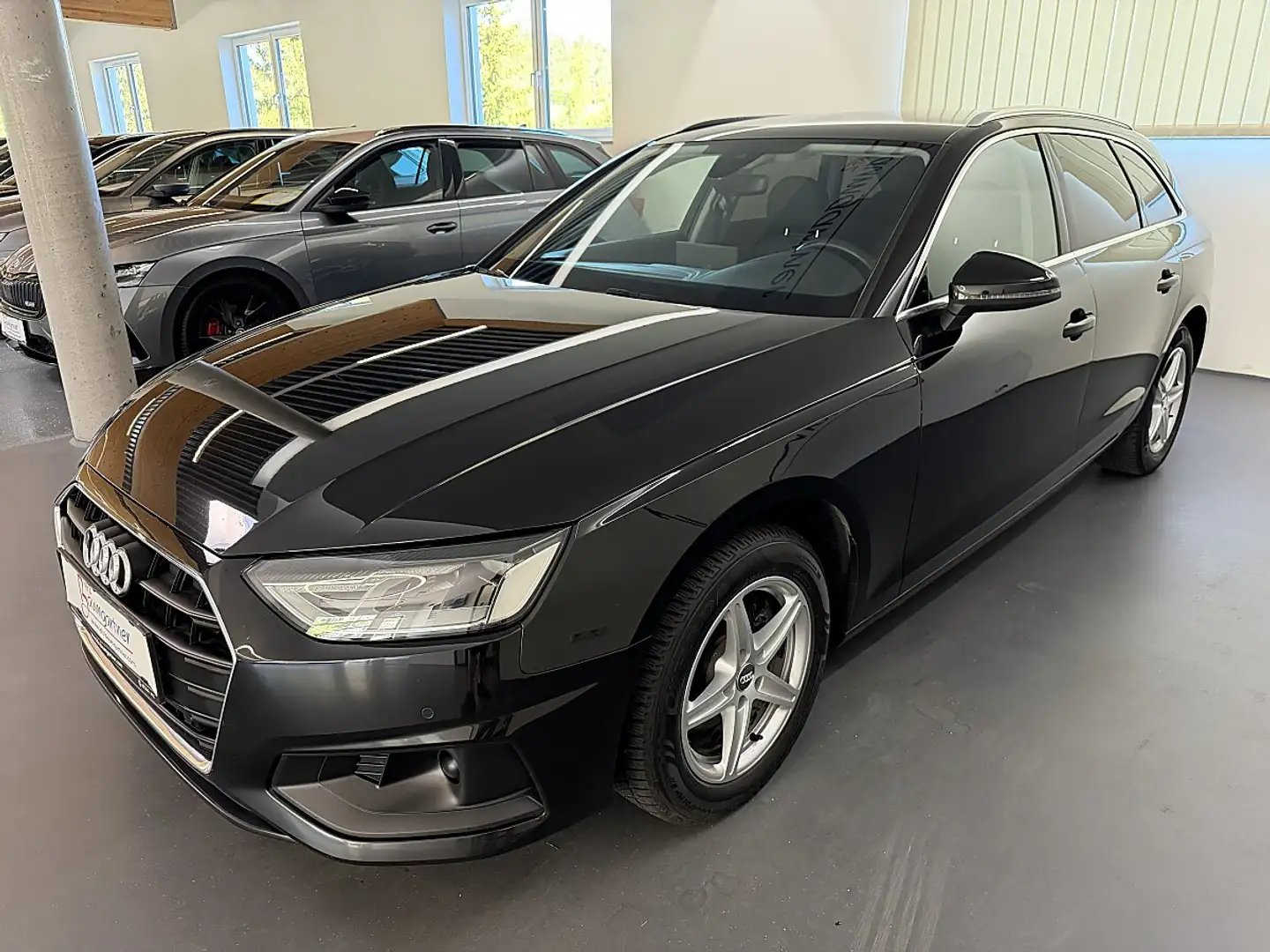 Audi A4 Avant 35TDI S-tronic *LED*NAVI*AHK*Tempomat*PDC... Schwarz - 2