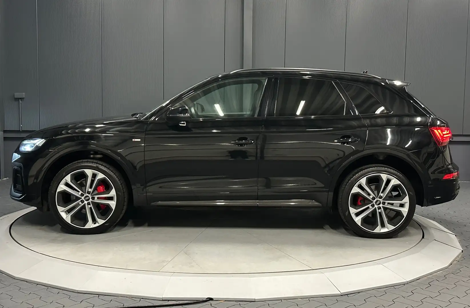 Audi Q5 40 TDI quattro Edition One*S-Line*21Zoll*B&O*360* Black - 2