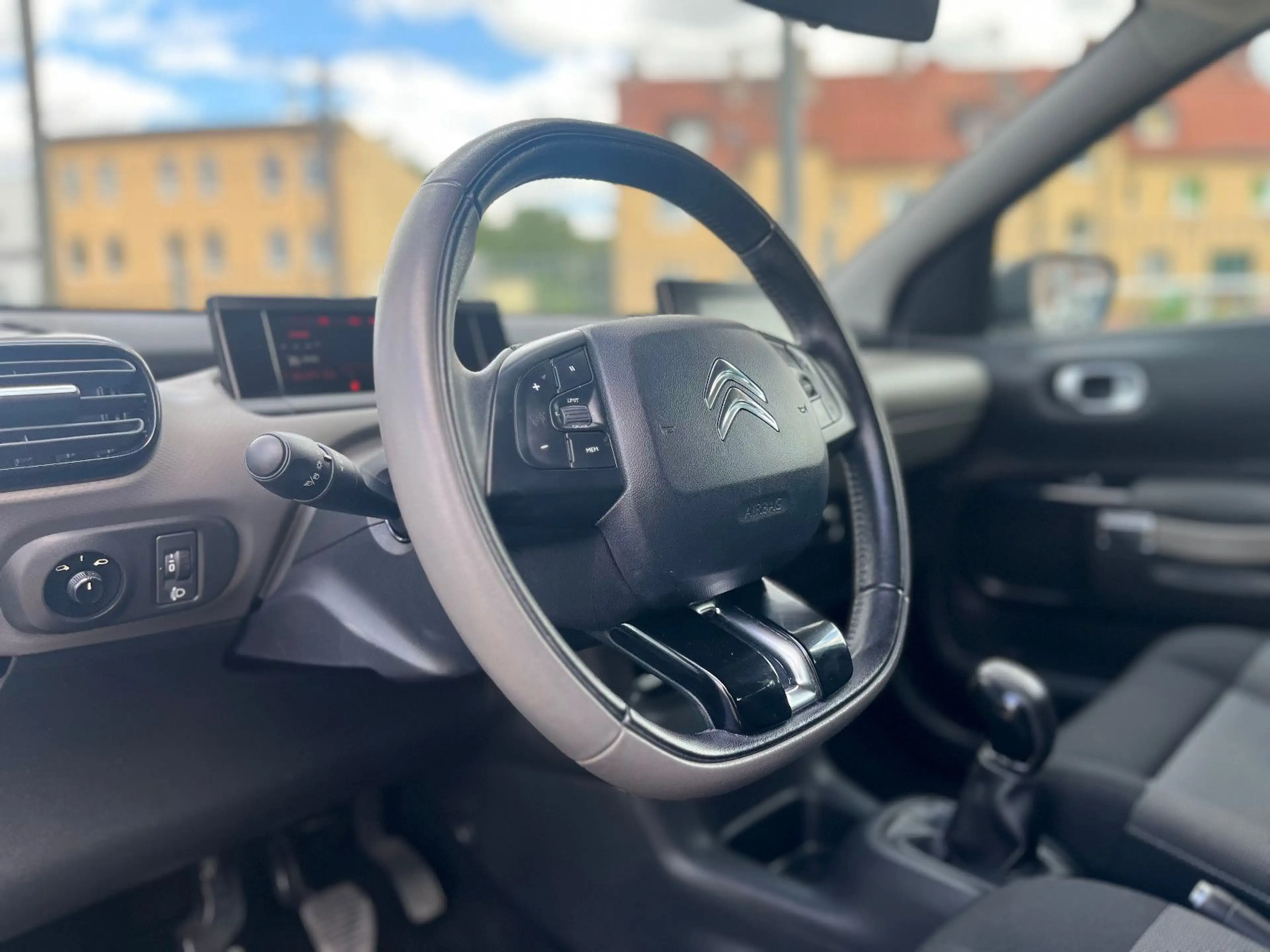 Citroen C4 Cactus Klima+PDC+Navi+Kamera+CarPlay — photo 14