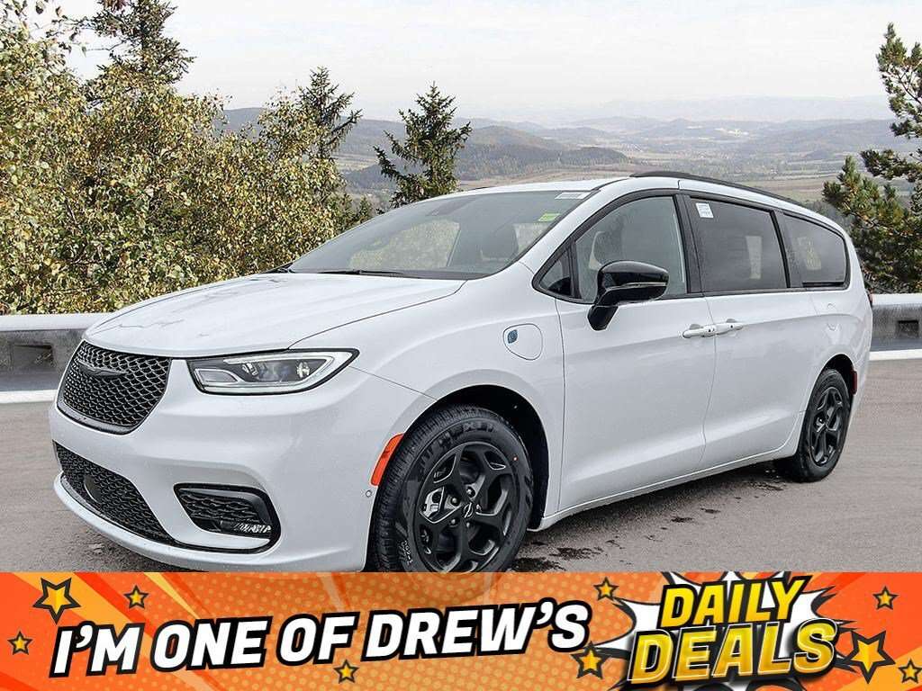 2024 Chrysler Pacifica Premium S Appearance