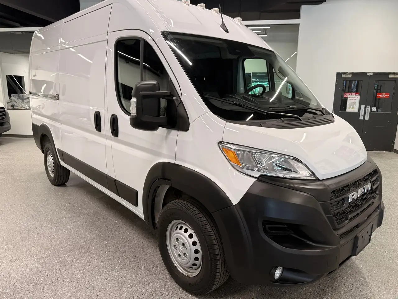 RAM ProMaster 2500 снимка RAM ProMaster 2500