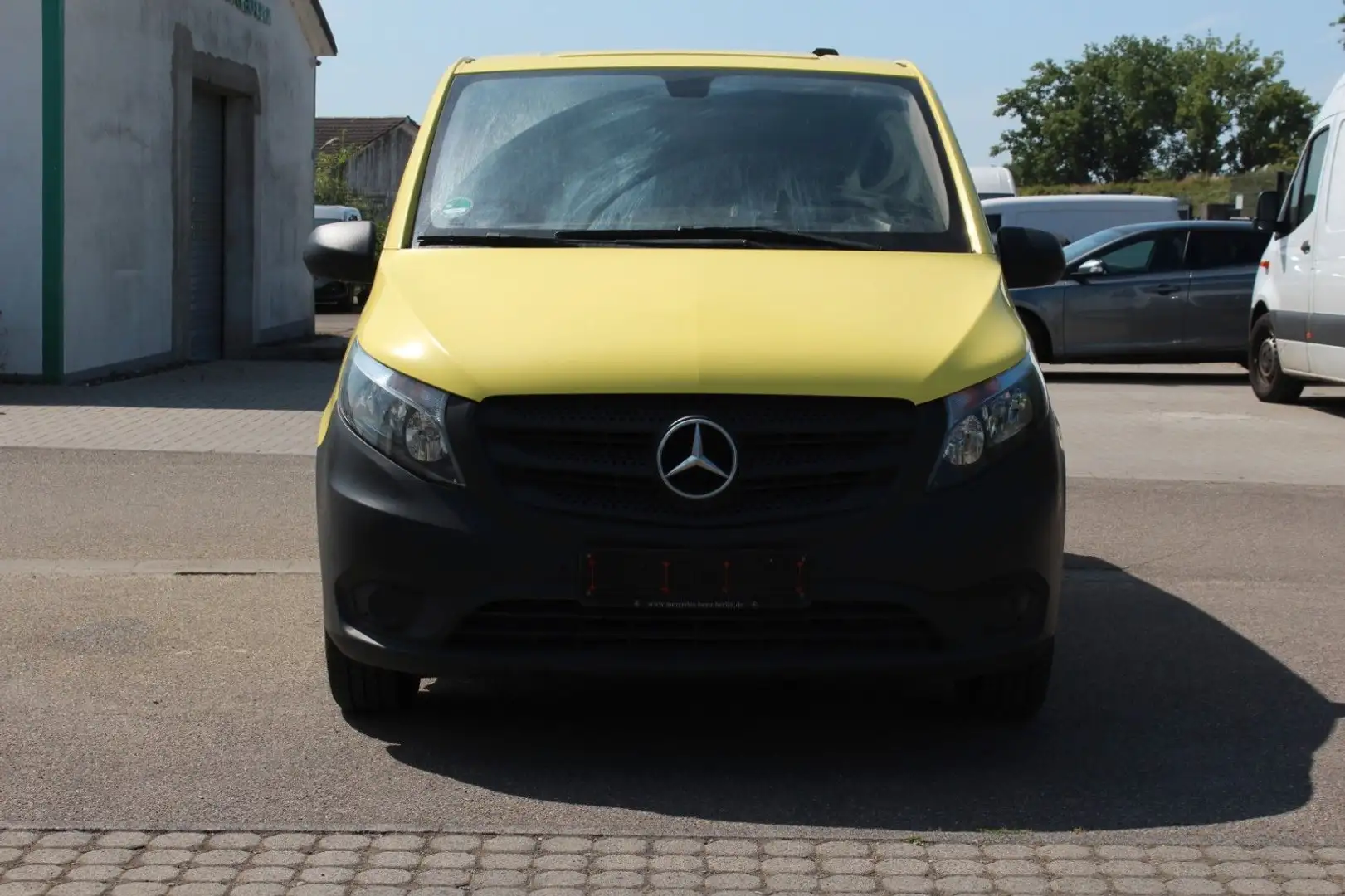 Mercedes-Benz Vito Kasten 114/CD lang STH+Navi KEINE DHL WAGE Gelb - 2