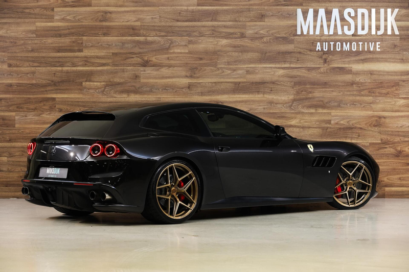 Ferrari GTC4 Lusso V12 HELE|Novitec|Pass Display|Pano|JBL| — photo 10