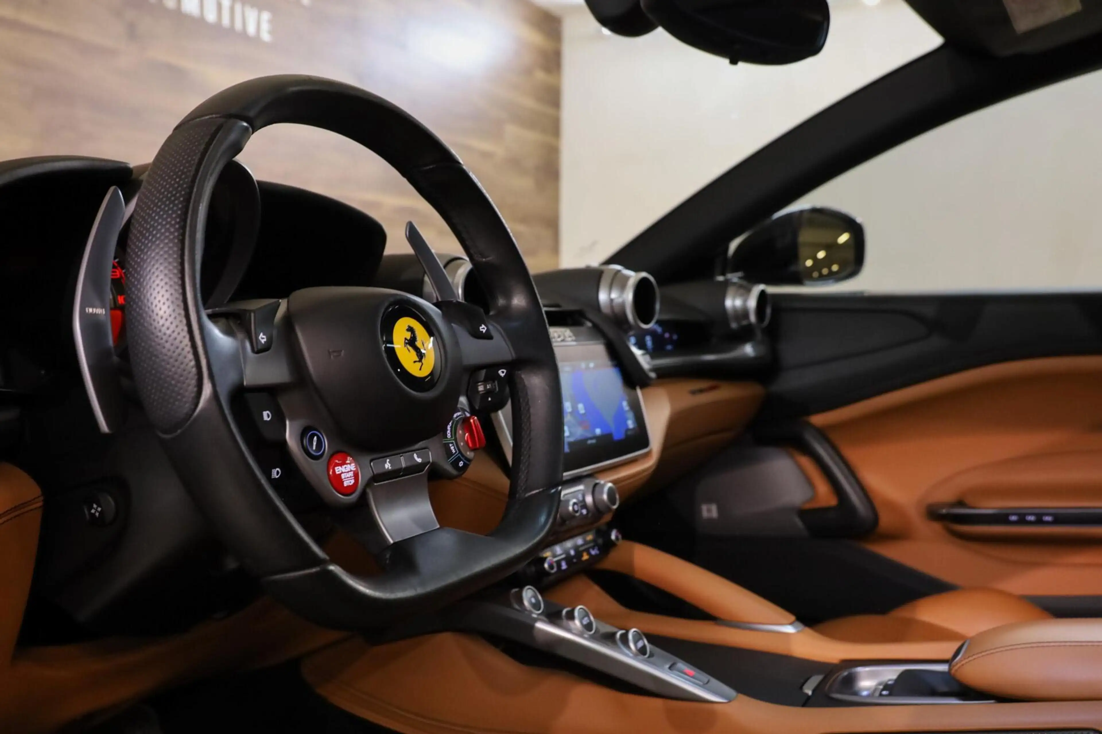 Ferrari GTC4 Lusso V12 HELE|Novitec|Pass Display|Pano|JBL| — photo 25