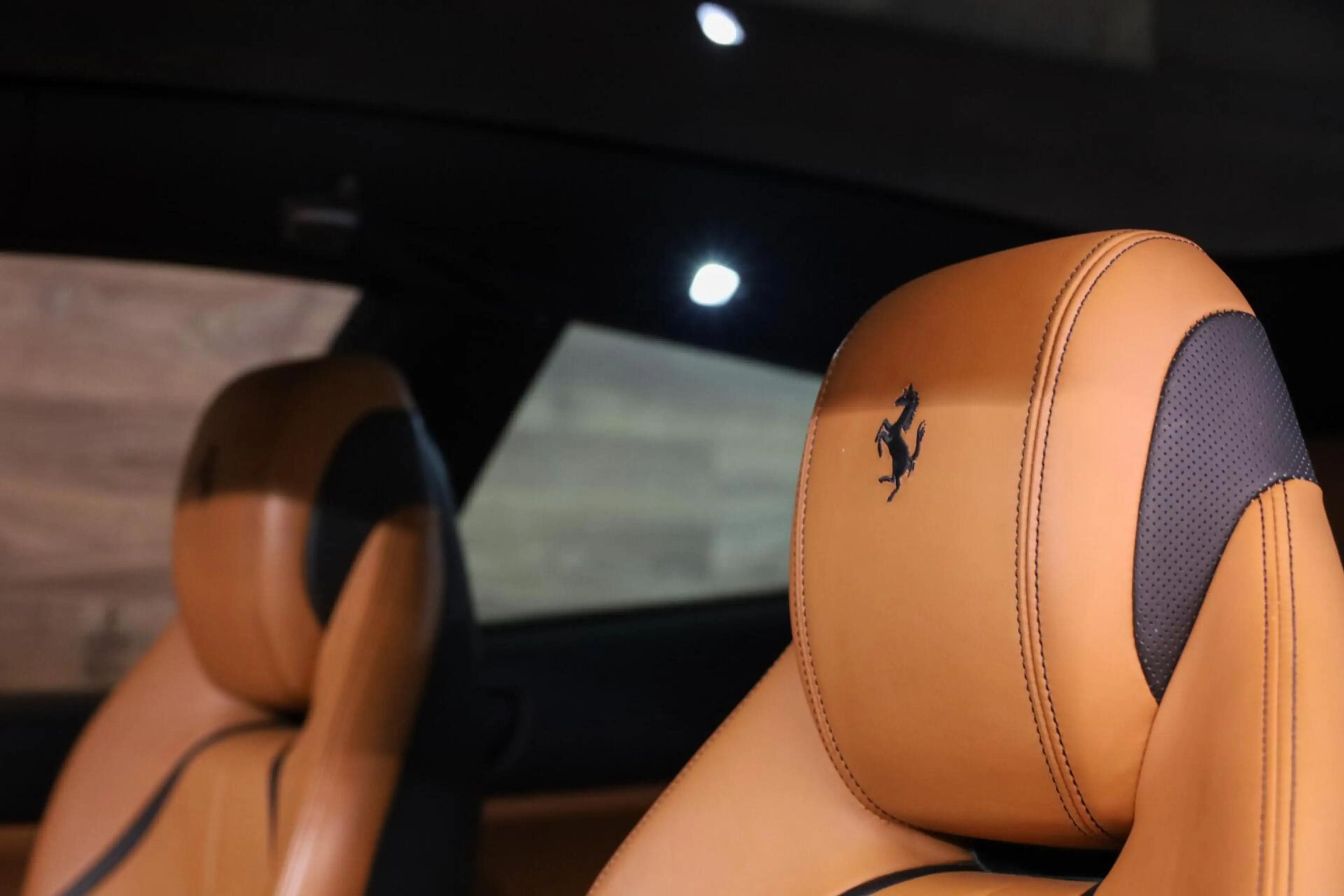 Ferrari GTC4 Lusso V12 HELE|Novitec|Pass Display|Pano|JBL| — photo 8
