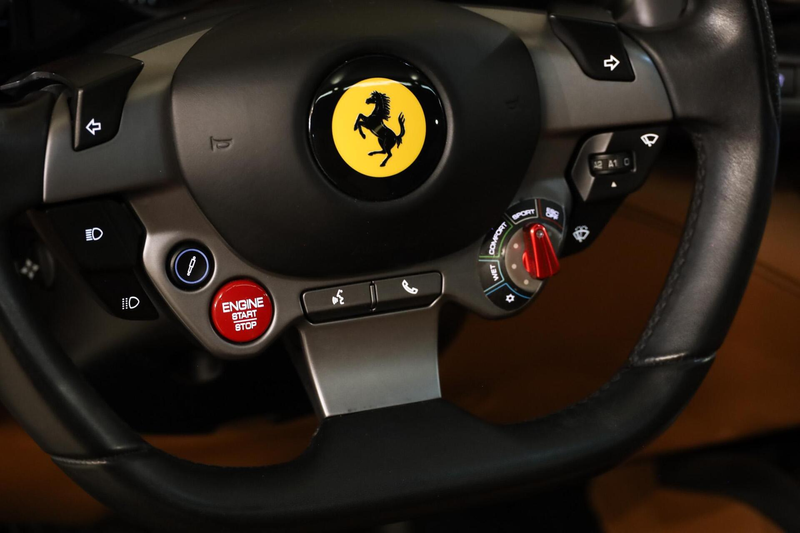 Ferrari GTC4 Lusso V12 HELE|Novitec|Pass Display|Pano|JBL| — photo 30