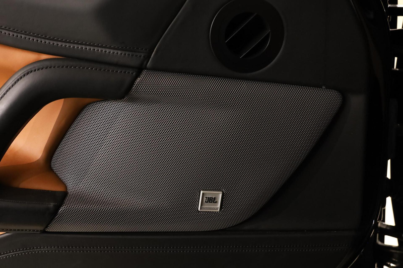 Ferrari GTC4 Lusso V12 HELE|Novitec|Pass Display|Pano|JBL| — photo 18