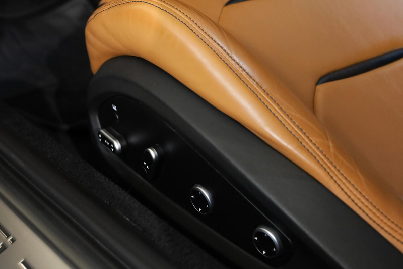 Ferrari GTC4 Lusso V12 HELE|Novitec|Pass Display|Pano|JBL| — photo 24