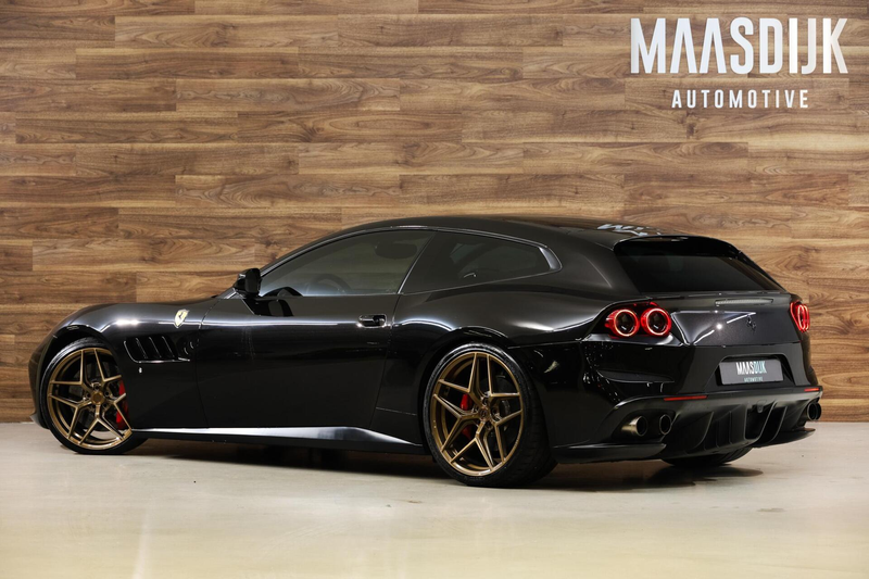 Ferrari GTC4 Lusso V12 HELE|Novitec|Pass Display|Pano|JBL| — photo 13
