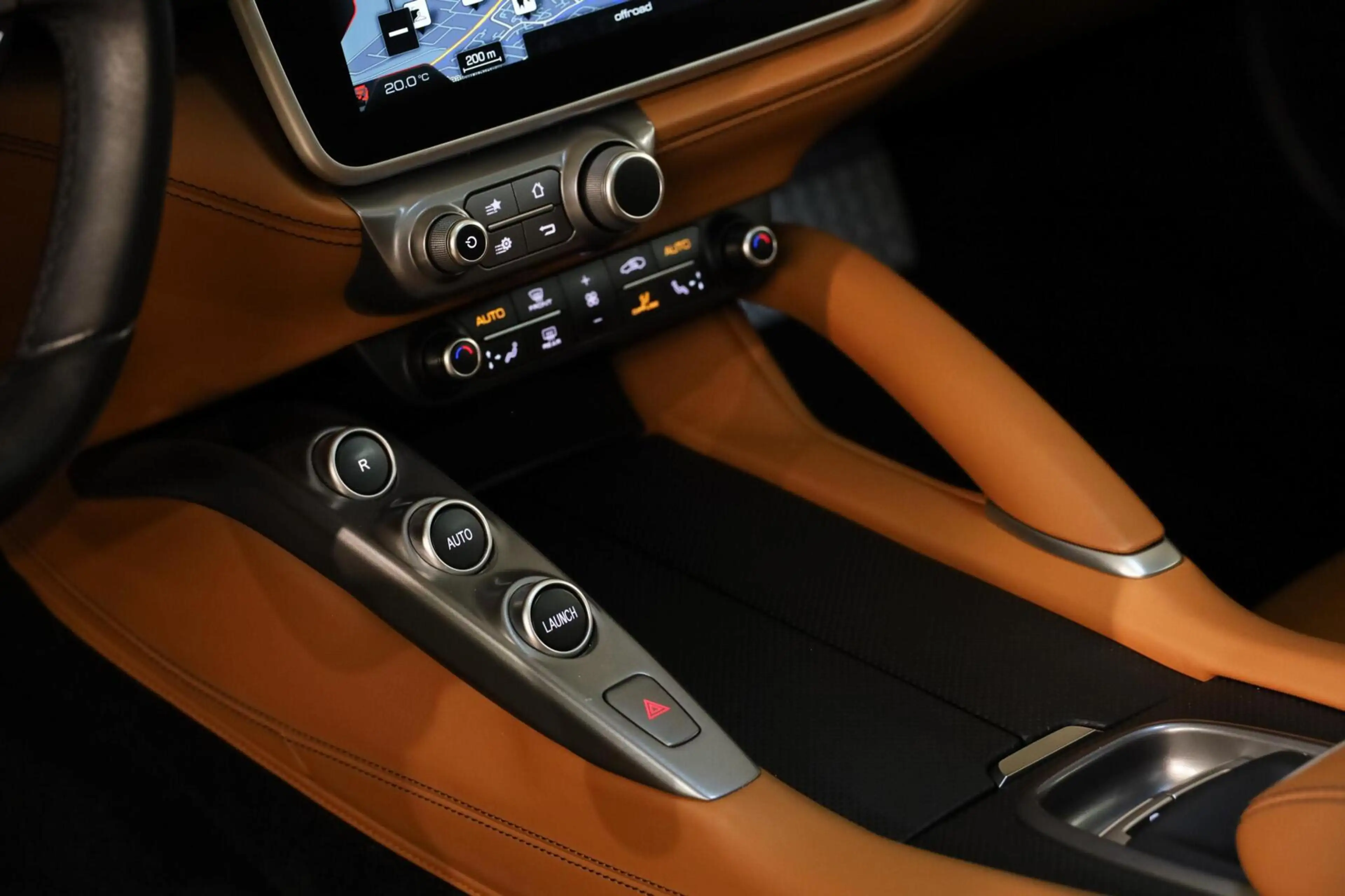 Ferrari GTC4 Lusso V12 HELE|Novitec|Pass Display|Pano|JBL| — photo 33