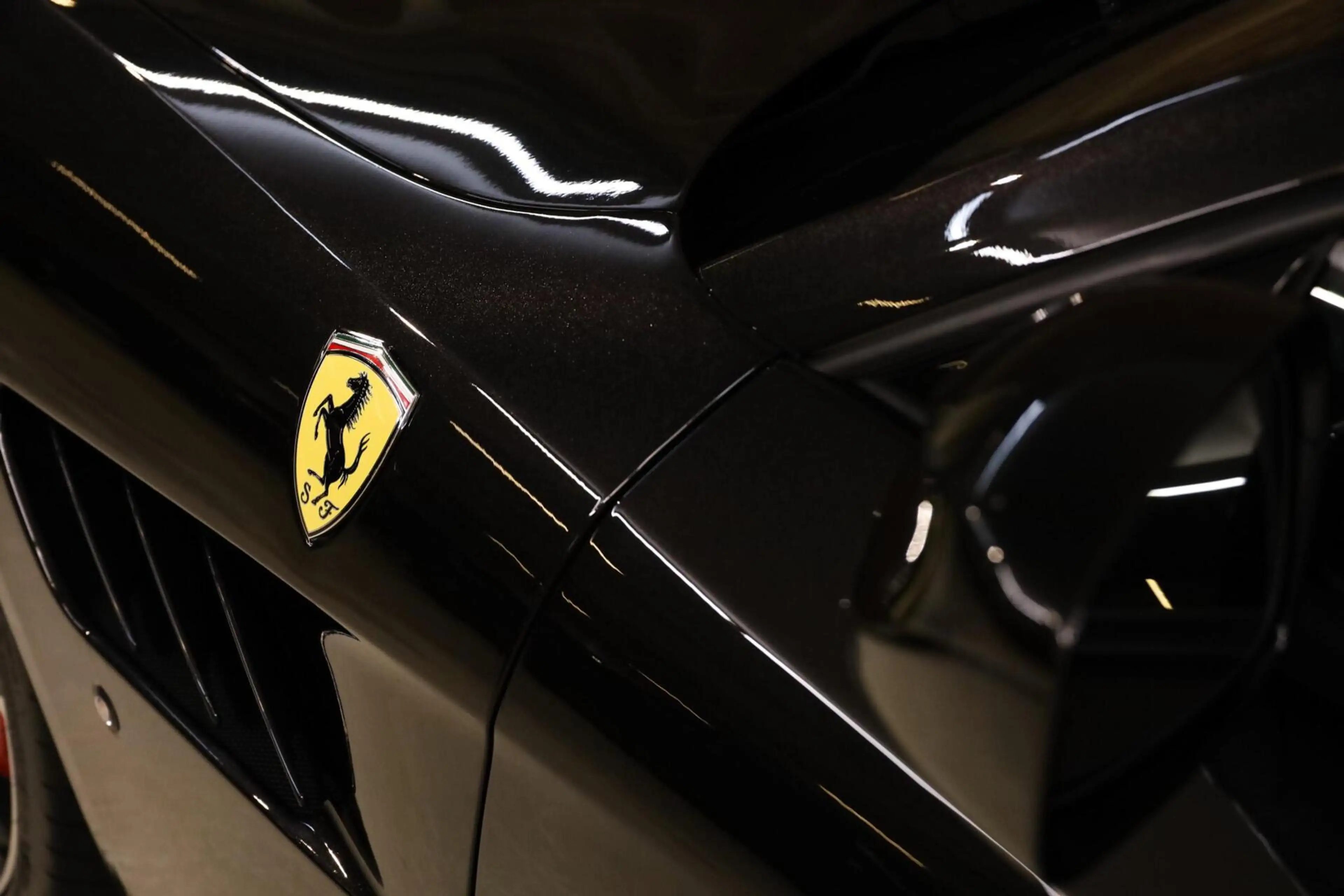 Ferrari GTC4 Lusso V12 HELE|Novitec|Pass Display|Pano|JBL| — photo 29