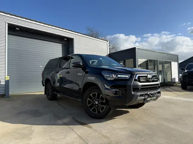 Toyota Hilux 2.8 D-4D 4WD / INVINCIBLE / WINCH / HARDTOP / TRKH