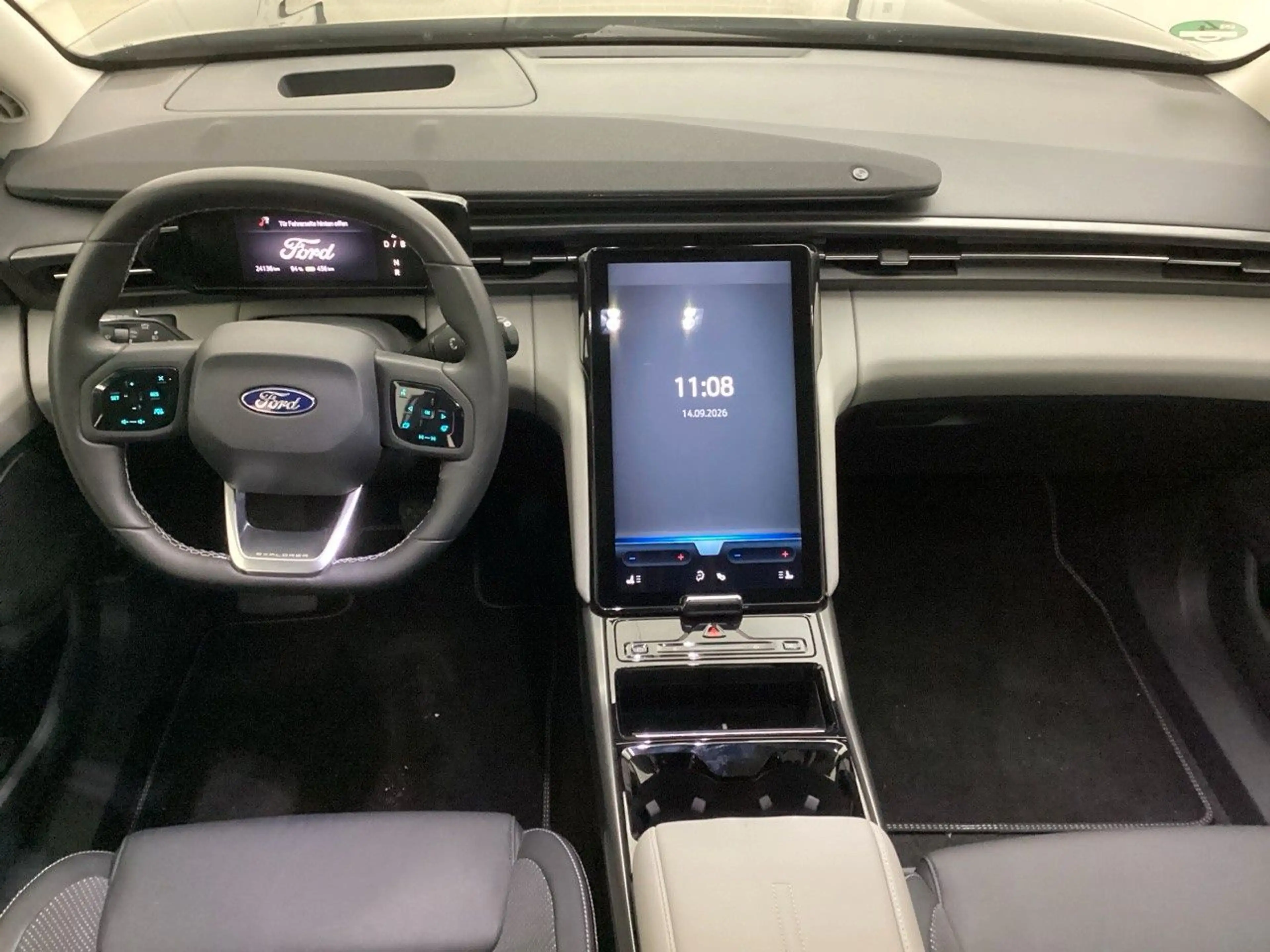 Ford Explorer AWD 79kWh Auto./360-KAMERA/ACC/HEAD-UP/ — photo 4