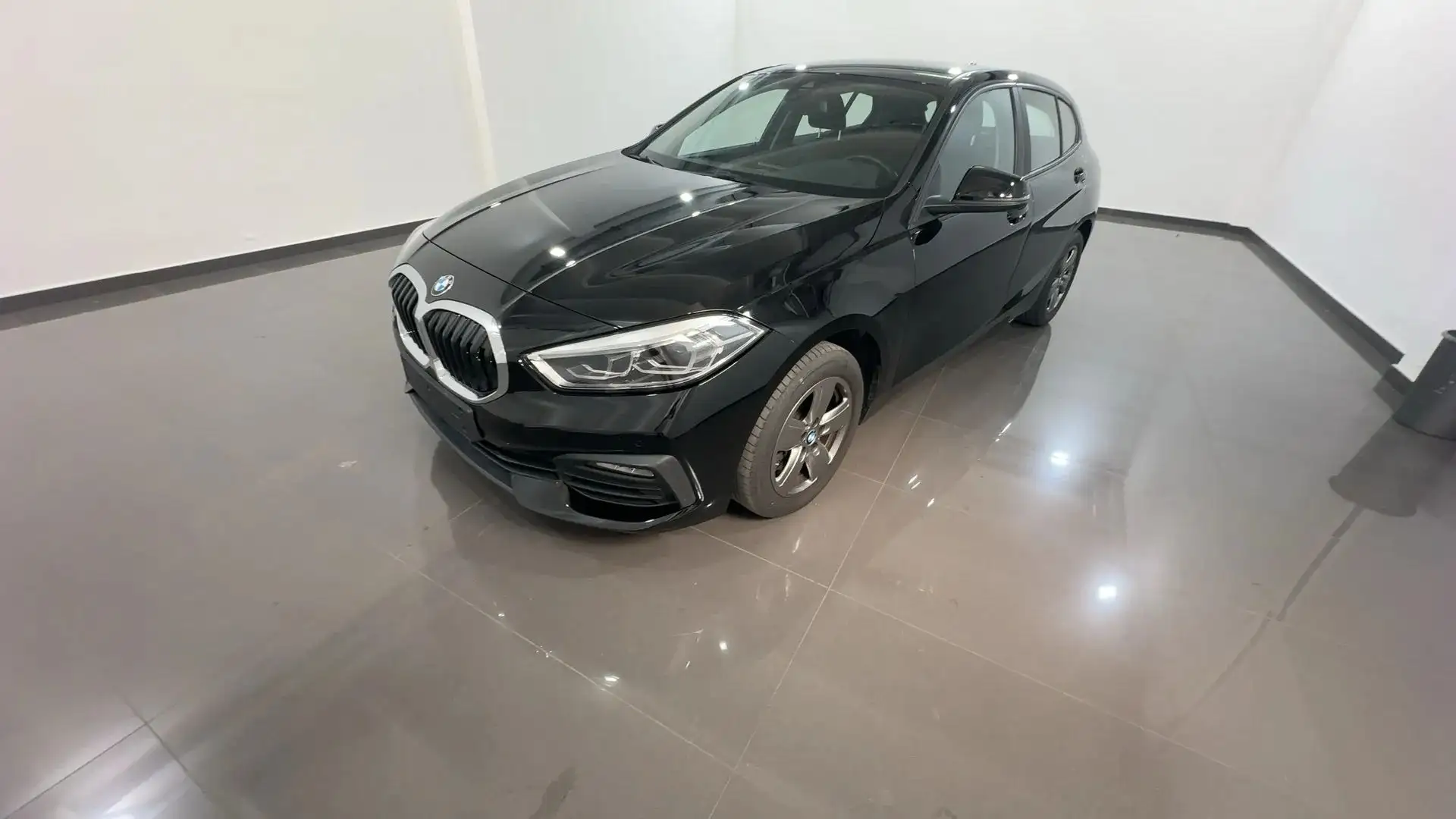 BMW 118 Serie 1 Berlina 118i Business 136cv Nero - 1