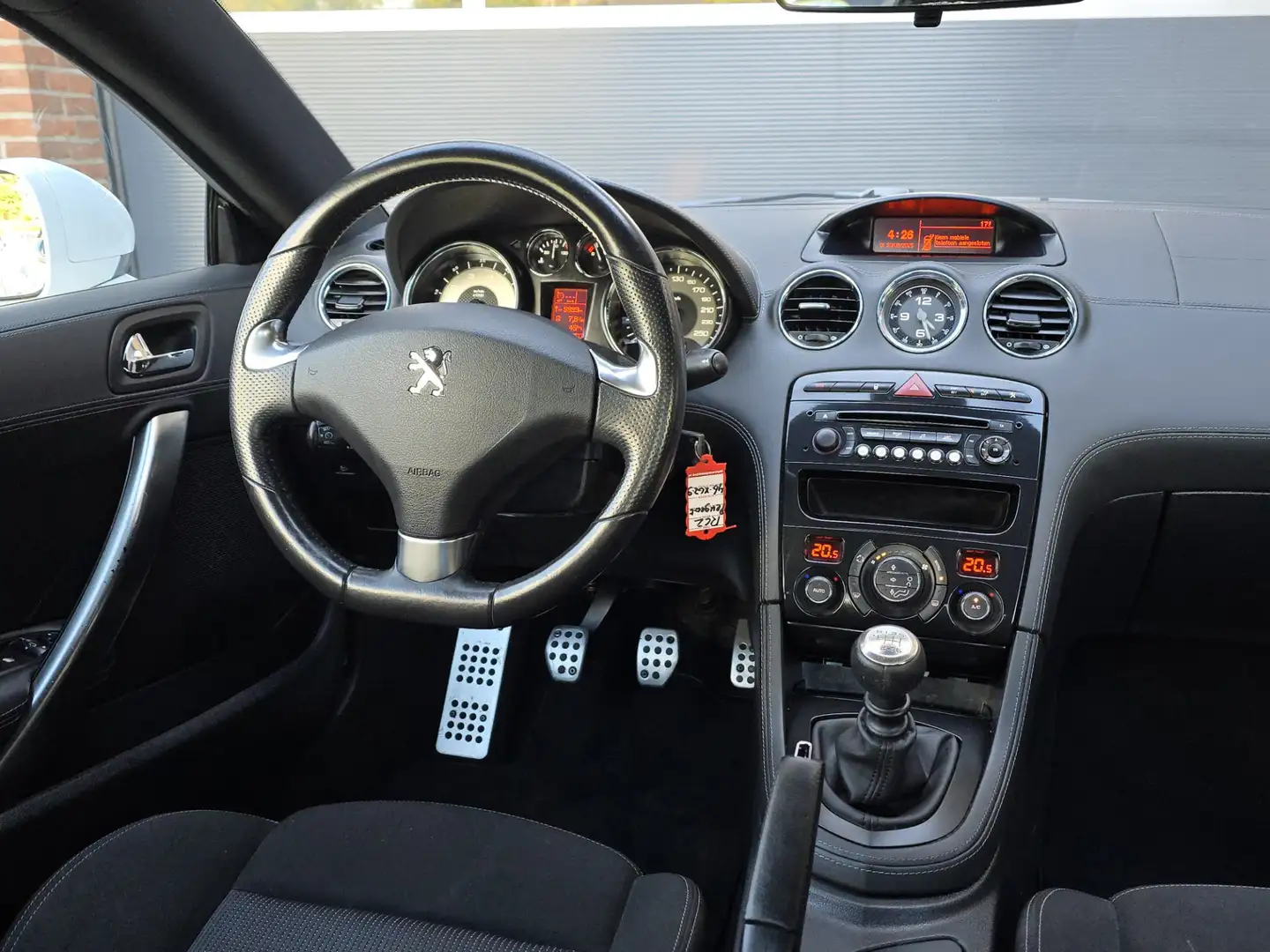 Peugeot RCZ 1.6 THP Cruise |Nap |Apk |PDC Weiß - 2