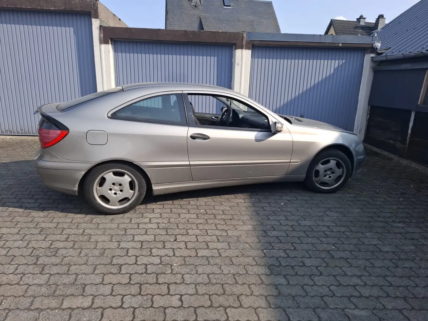 Mercedes-Benz C 180 Kompressor Sportcoupe - 1