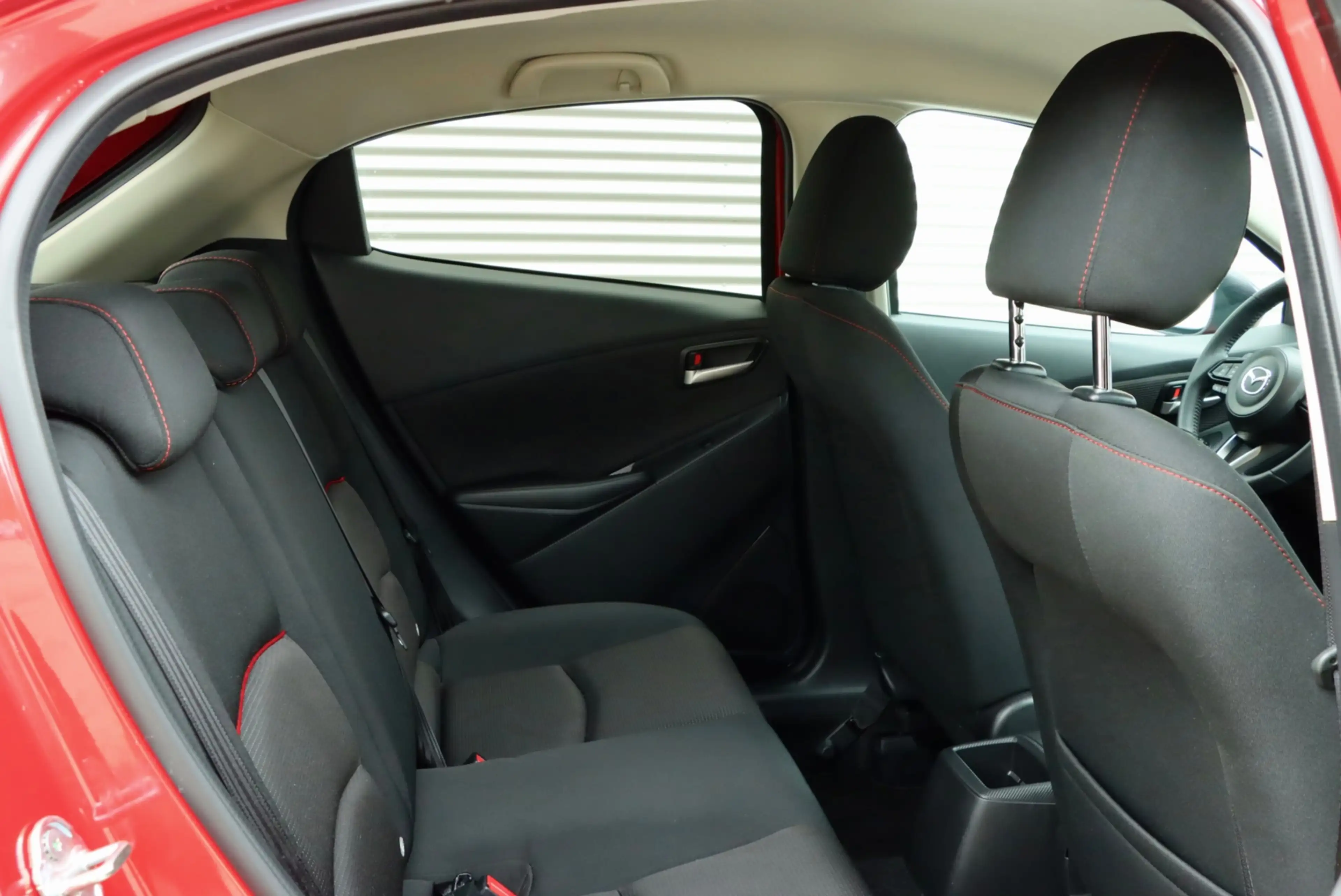 Mazda 2 1.5 Skyactiv-G Comfort | 1E EIGENAAR | CARPLAY | S — photo 12