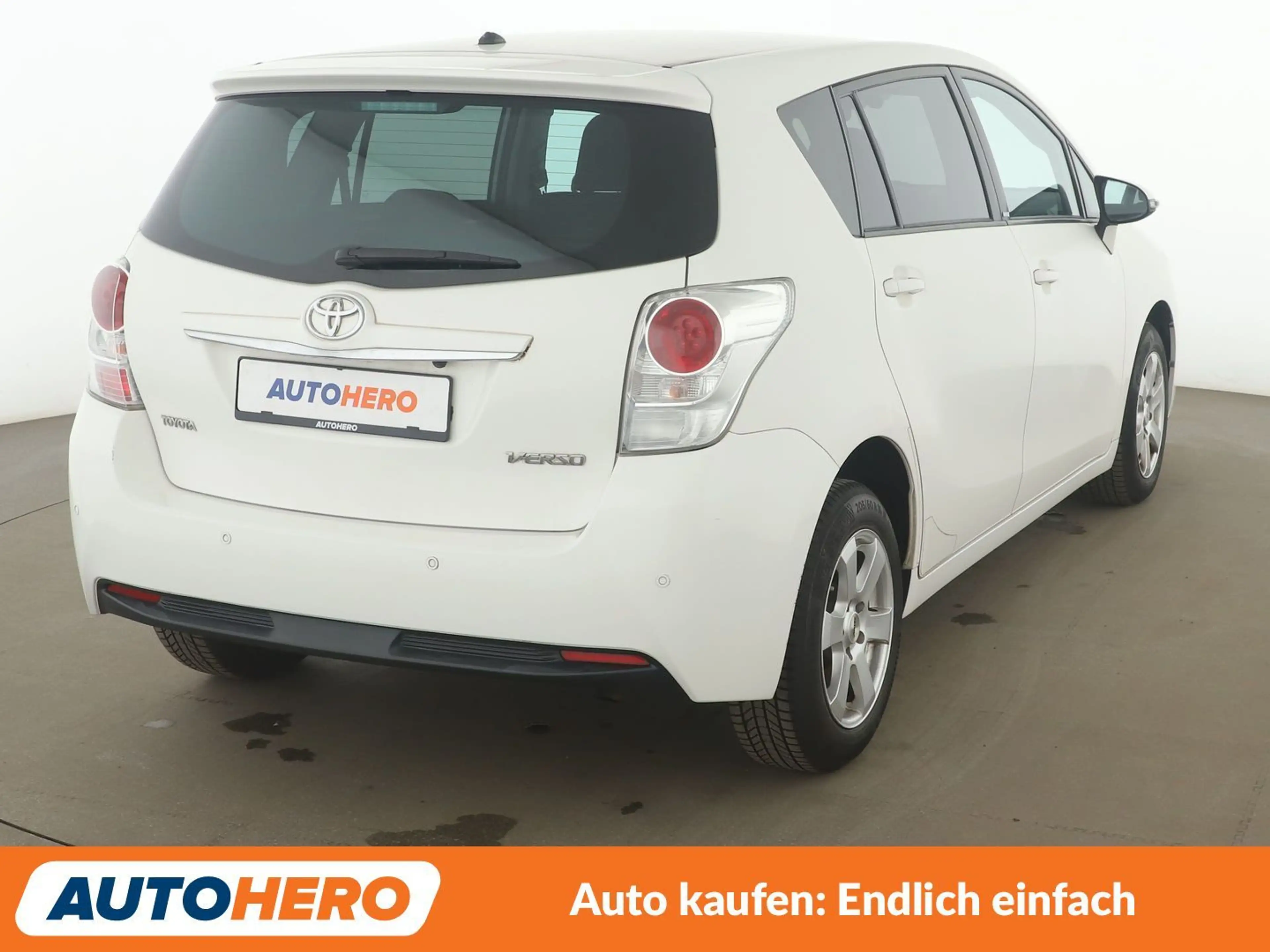 Toyota Verso 1.8 Edition-S*NAVI*TEMPO*PDC*SHZ*LIM*ALU* — photo 6