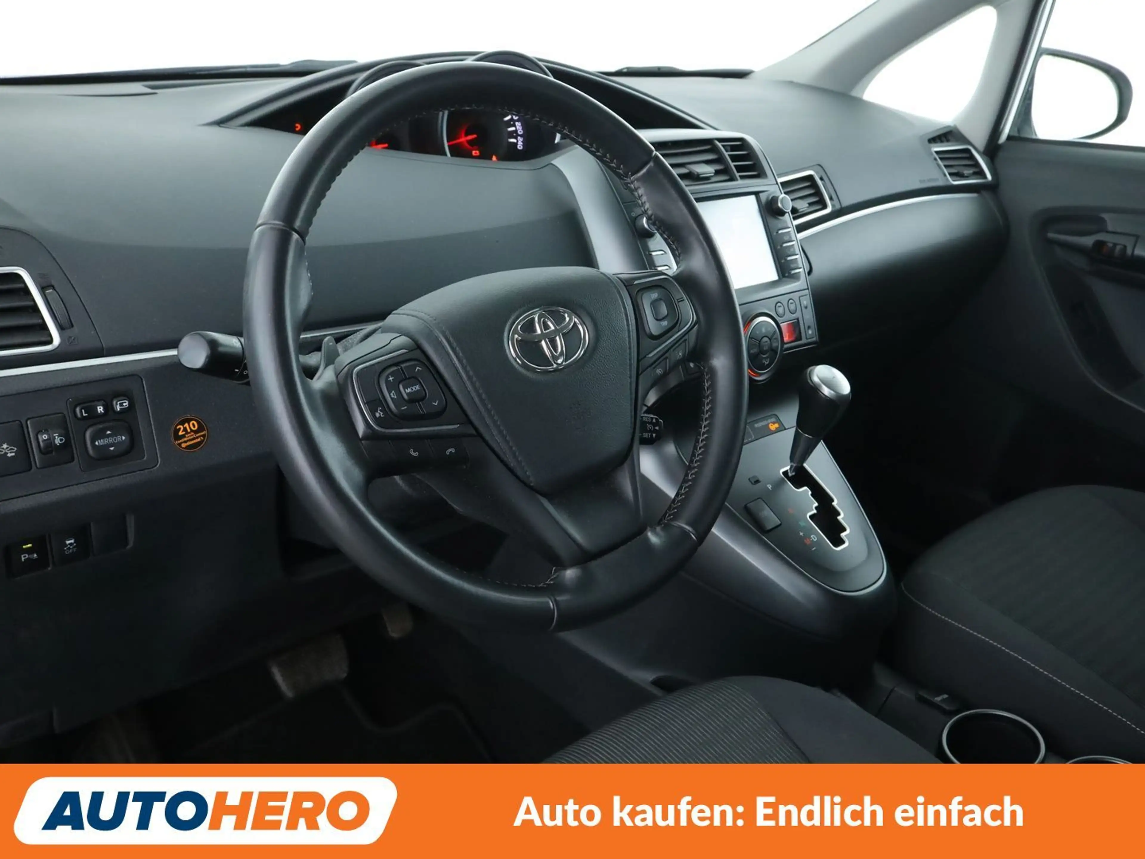 Toyota Verso 1.8 Edition-S*NAVI*TEMPO*PDC*SHZ*LIM*ALU* — photo 11