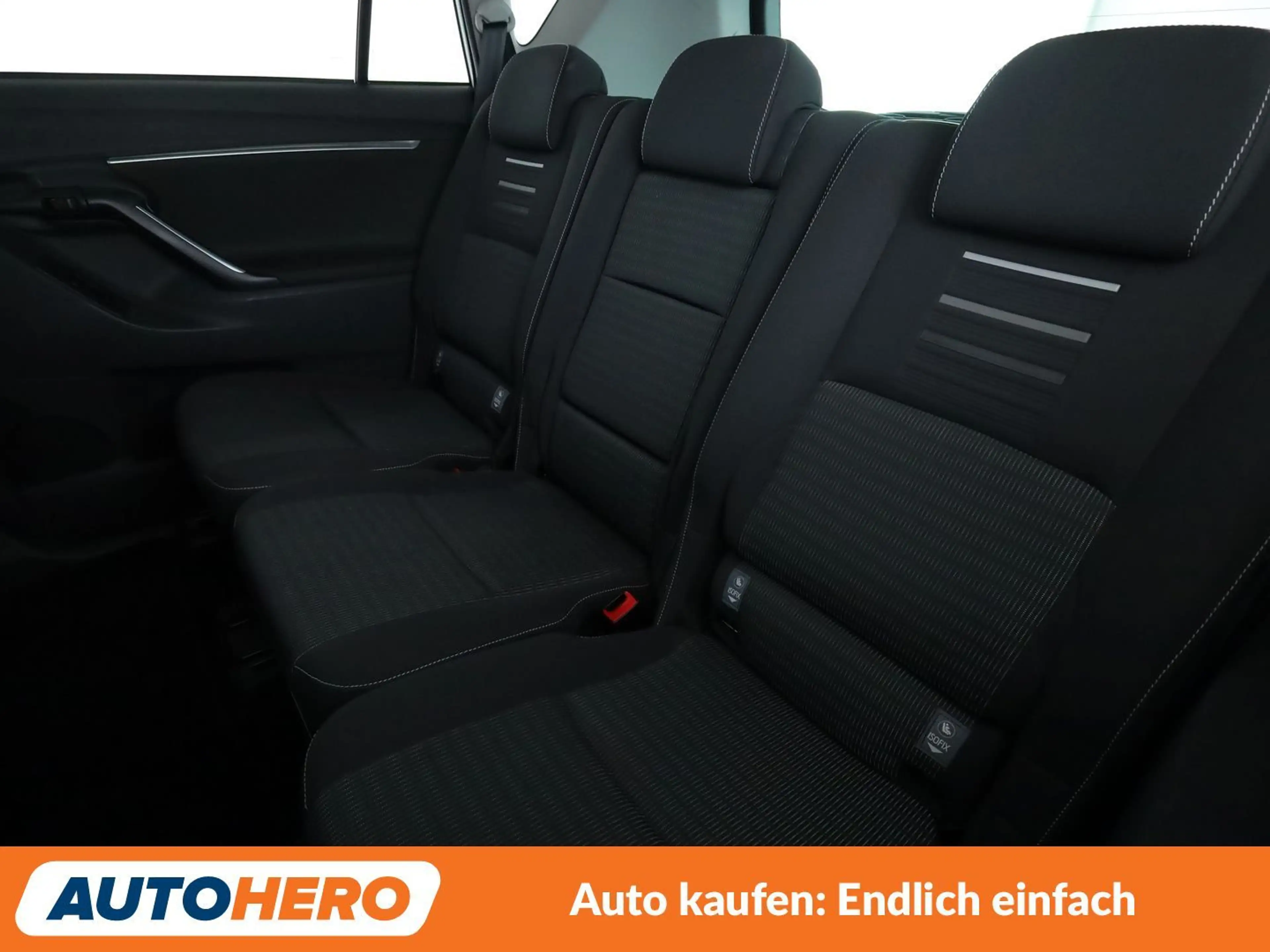 Toyota Verso 1.8 Edition-S*NAVI*TEMPO*PDC*SHZ*LIM*ALU* — photo 14