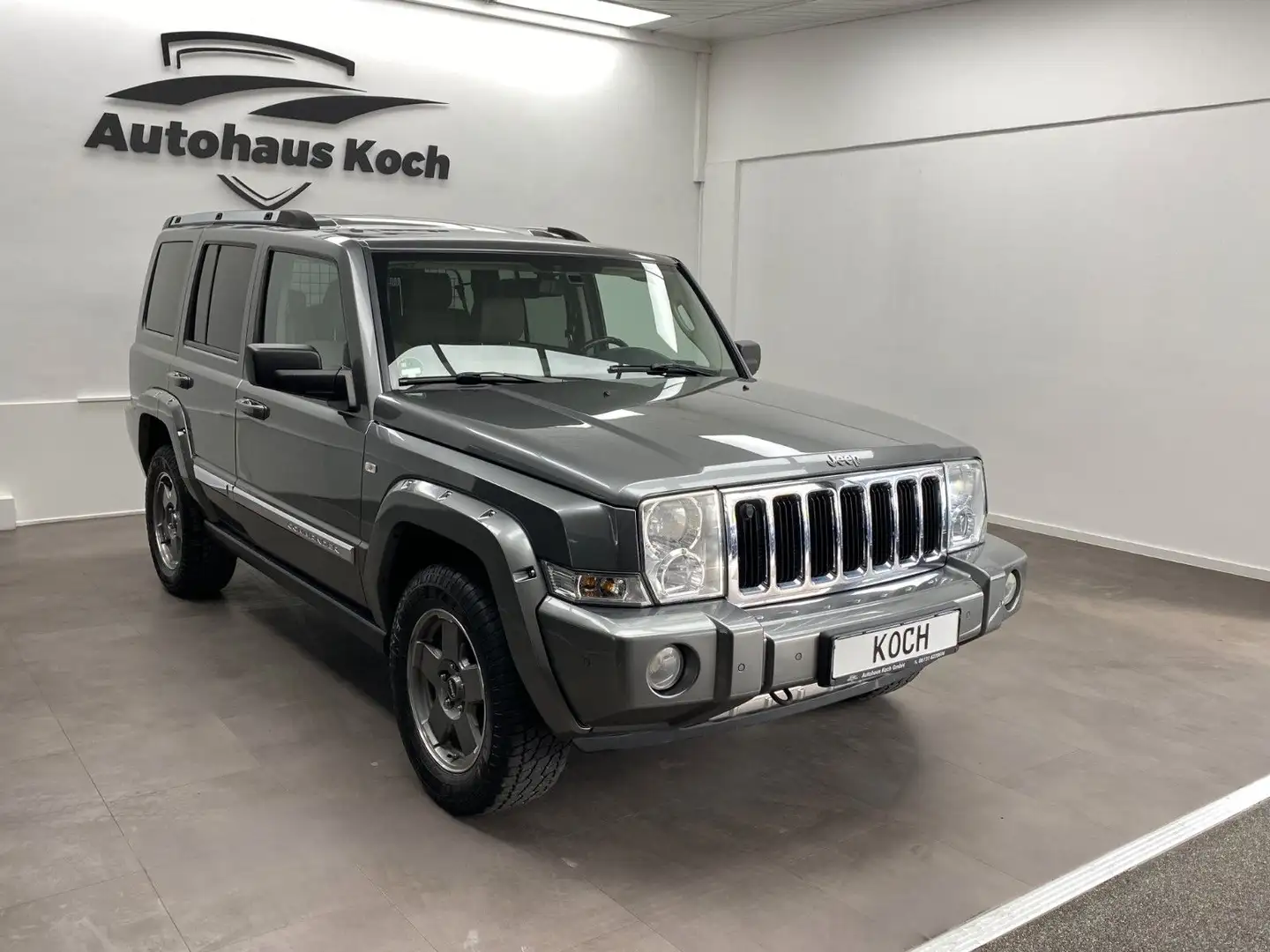 Jeep Commander COMMANDER 3.0 CRD LIMITED - "NEUWAGEN CHARAKTER" Gri - 1