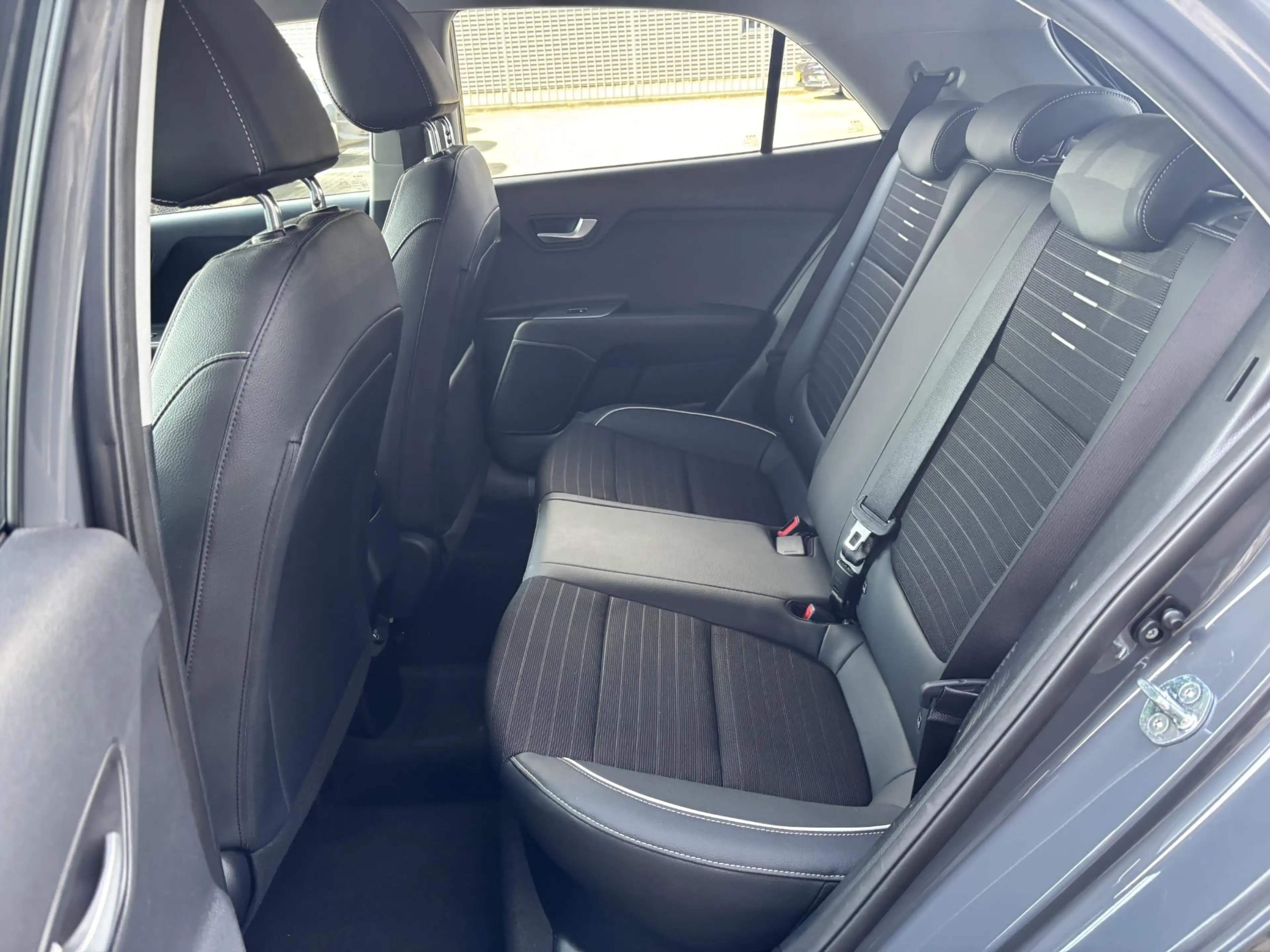 Kia Rio 1.0 T-GDi MHEV GT-Line | Stoel/stuur verw. | Navi — photo 9