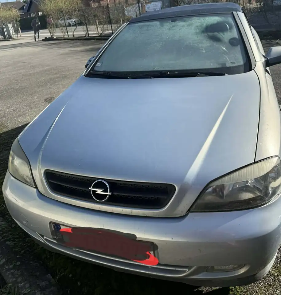 Opel Astra 1.6i XE 16v Bertone Edition