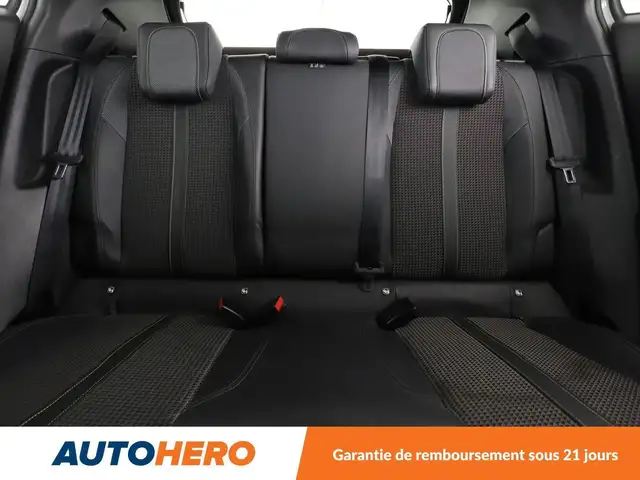 Peugeot 2008 view 15