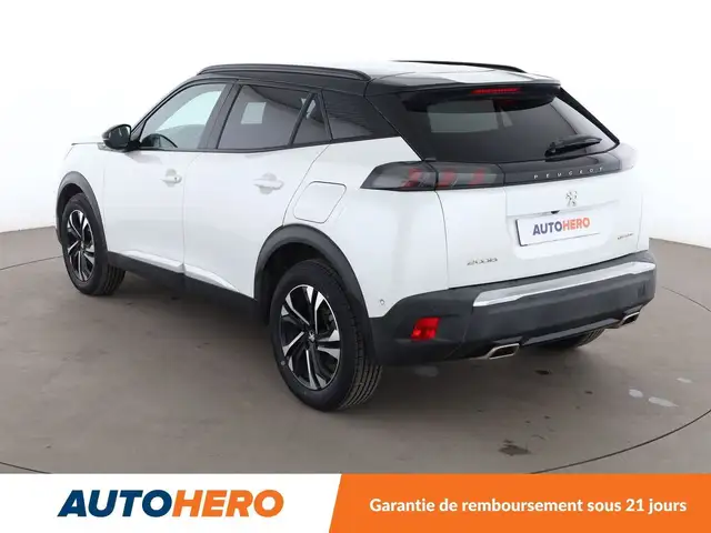 Peugeot 2008 view 4