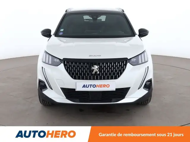 Peugeot 2008 view 9